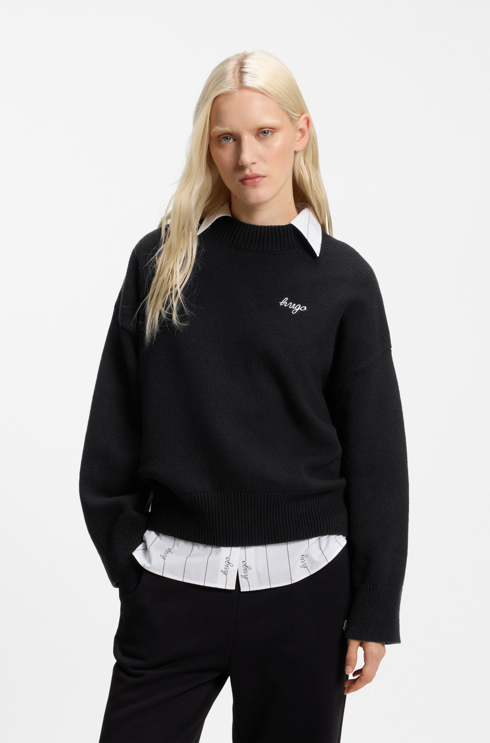 HUGO Strickpullover Shenny mit Stehkragen, Oversize Fit, Stickerei