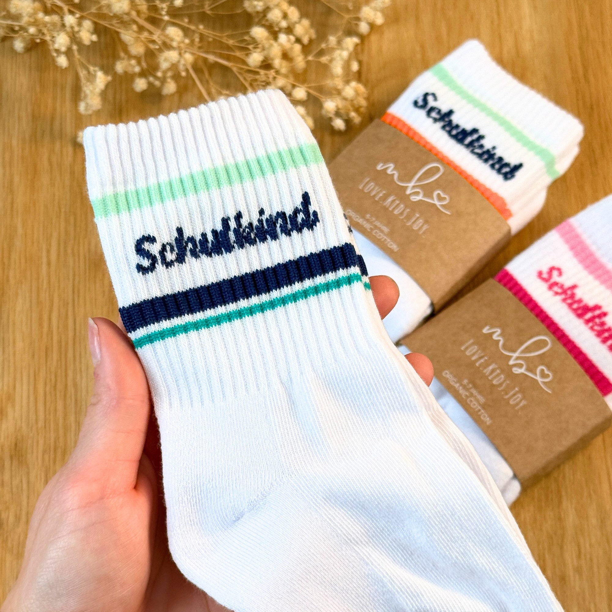 MeinBaby123® Freizeitsocken Schulkind Socken, Geschenk zur Einschulung, Geschenkidee Einschulung, Outfit Einschulung, Schulkind 2025 – Bild 4 von 5