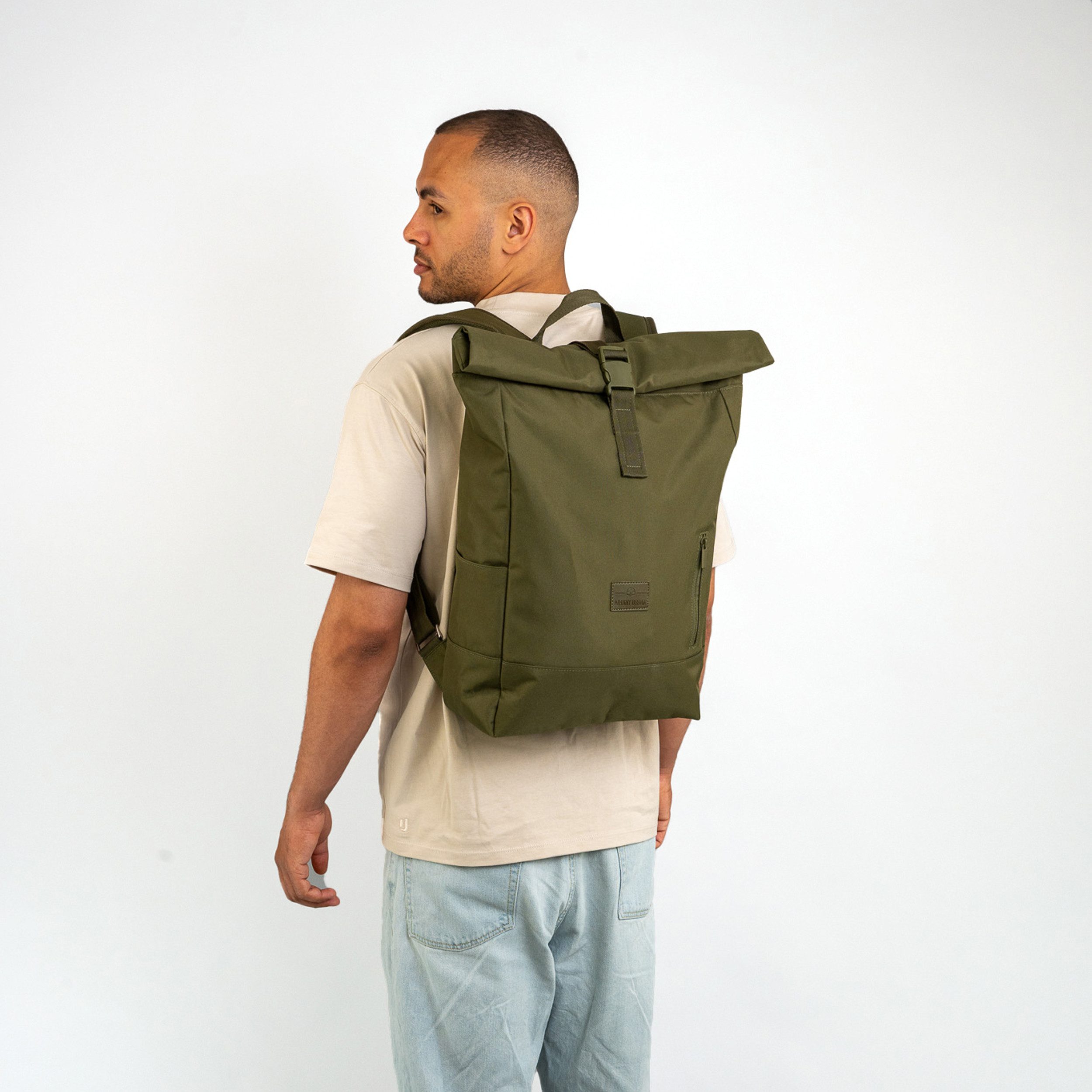Johnny Urban Cityrucksack Robin Large, Rolltop Damen Herren, Laptop Fach (1-tlg), Wasserabweisend