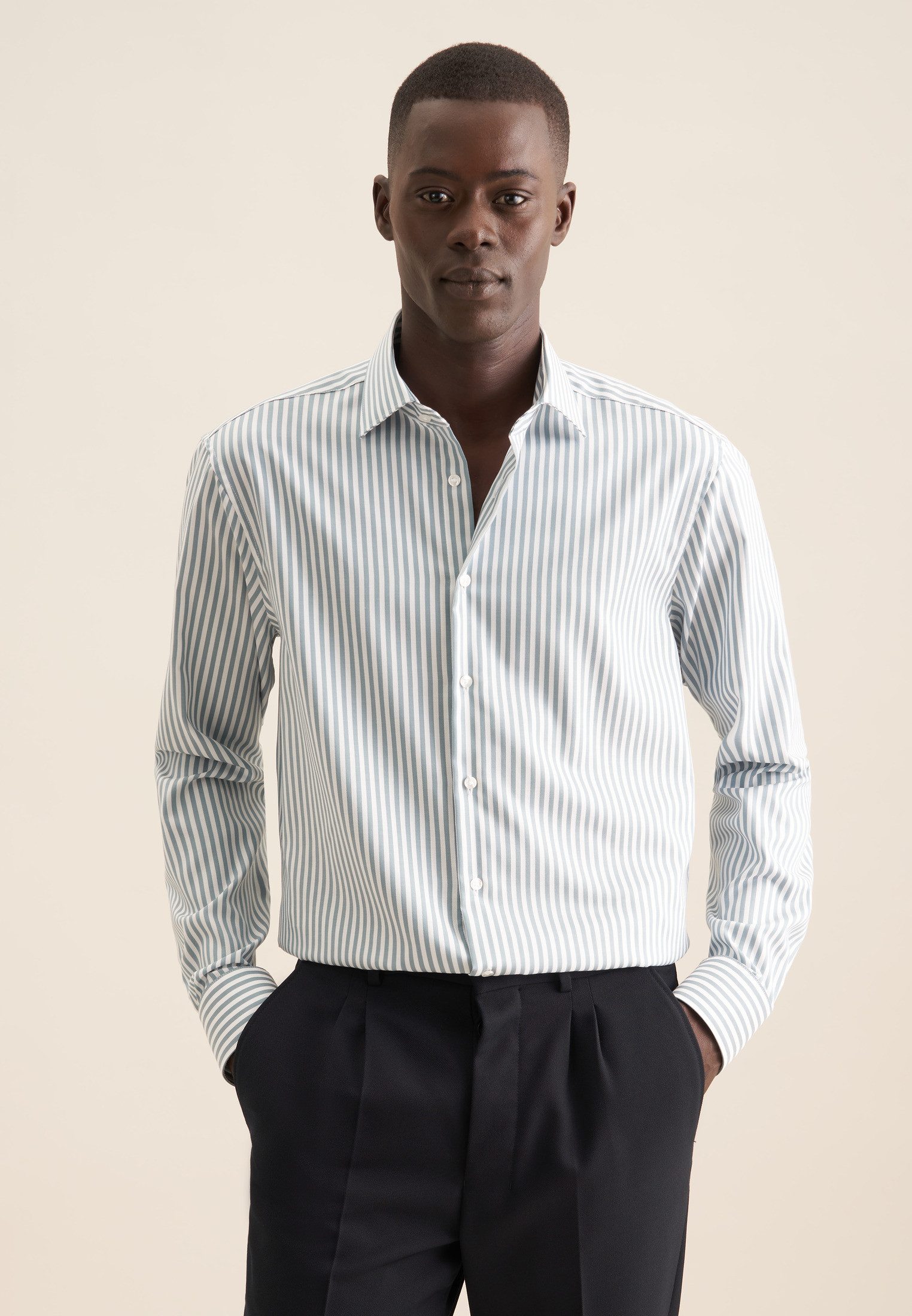 seidensticker Businesshemd Schwarze Rose Regular 1/1 Kentkragen Gestreift günstig online kaufen