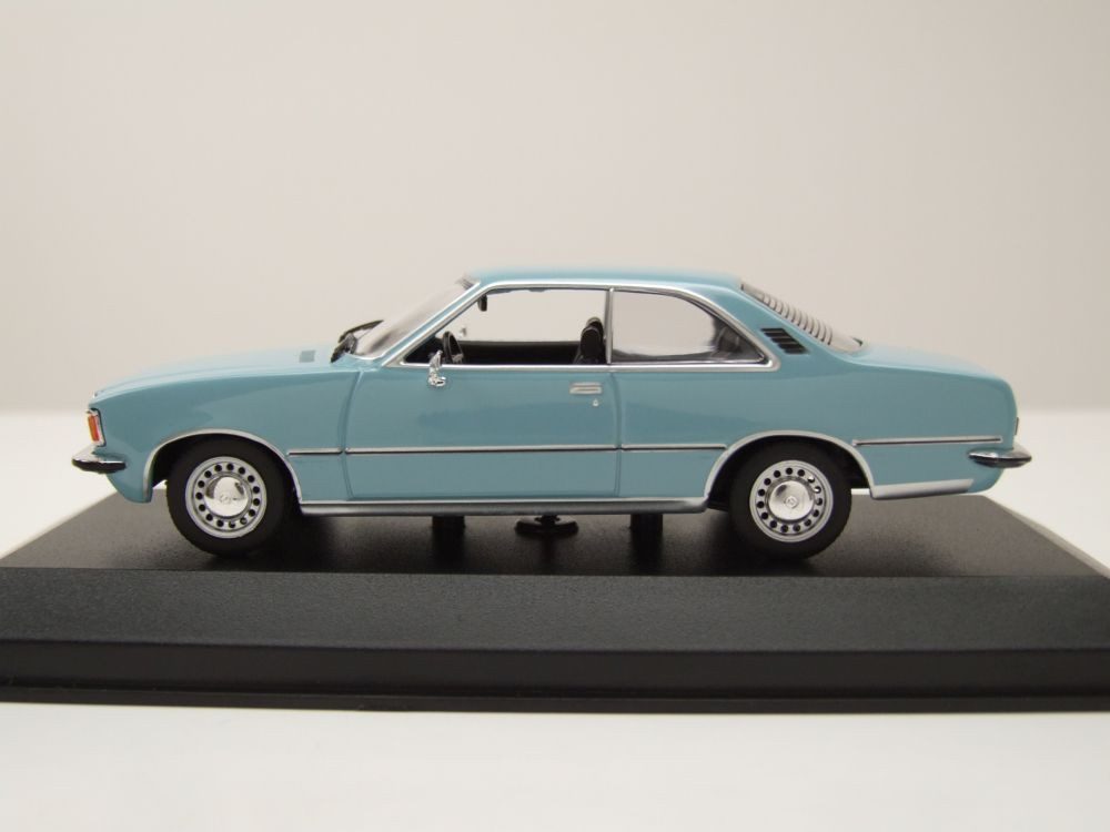 Maxichamps Modellauto Opel Rekord D Coupe 1975 blau metallic, Maßstab 1:43