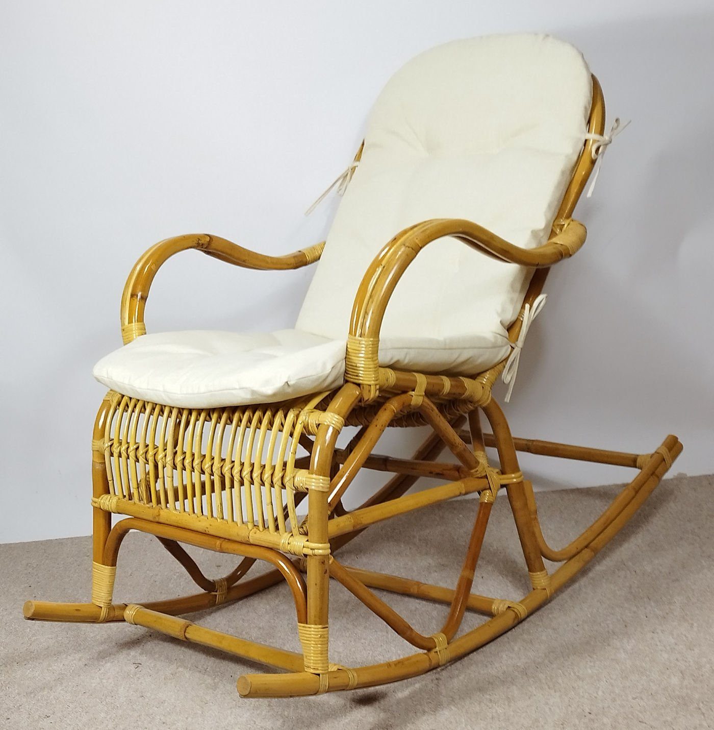 Rattani Schaukelstuhl Rattan Schaukelstuhl Semanbo Rocking Chair + Polster