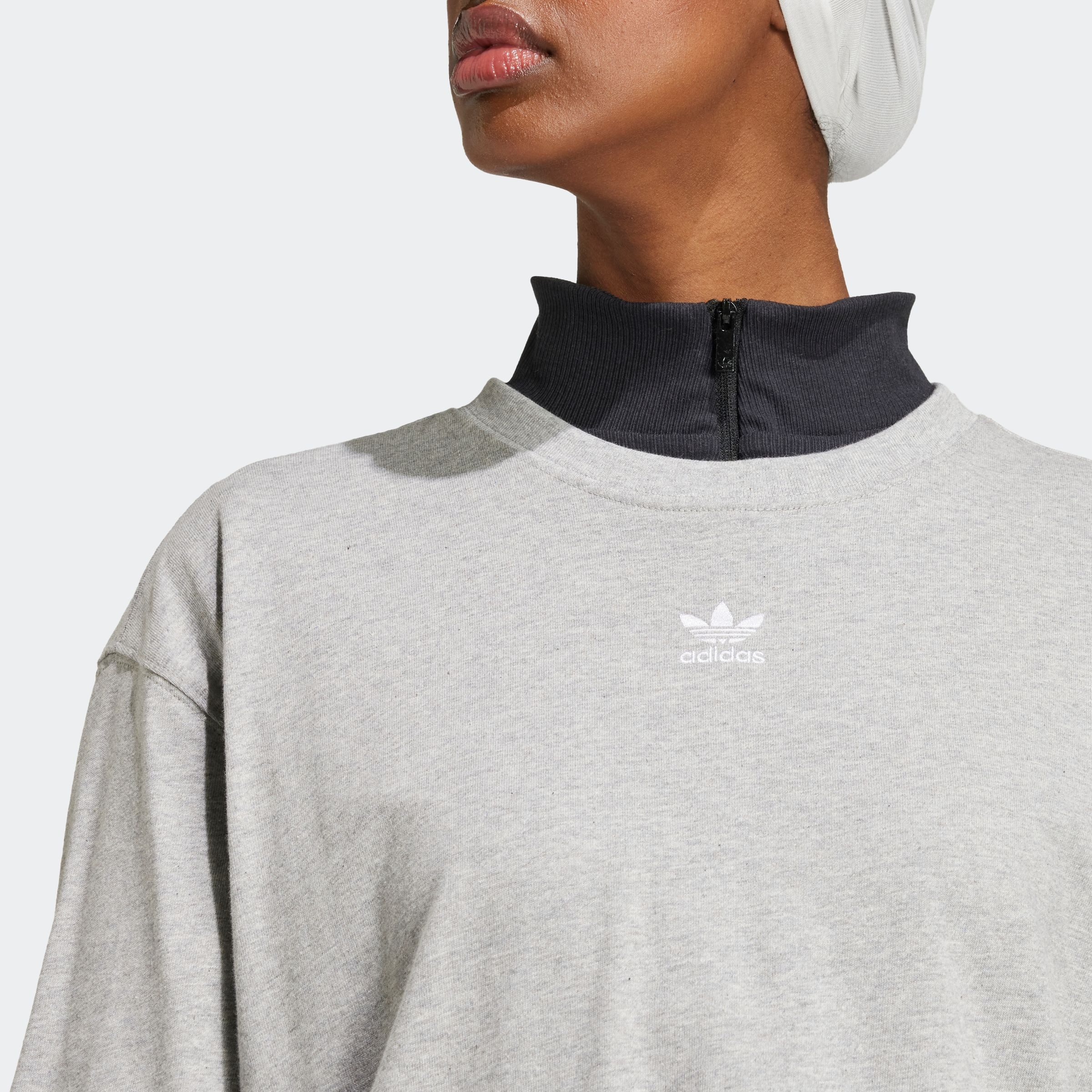 adidas Originals T-Shirt ESS BOYFR TEE sportlicher Stil, Kurzarm, aus Baumwolljersey