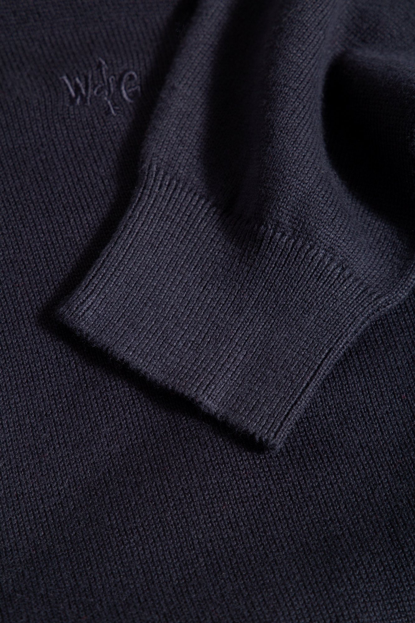 Way of Glory Strickpullover mit dezenter Logo-Stickerei auf der Brust
