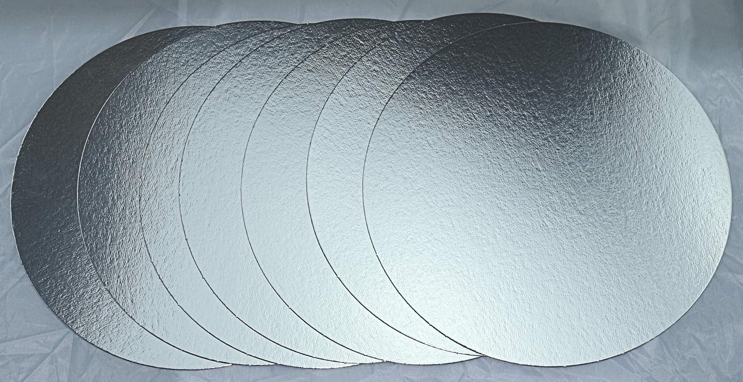 LYSCO Tortenplatte Tortenunterlagen Tortenscheiben, Pappe rund Metallfarben, Tortenunterlagen aus 100 % Frischfaserkarton, (auch geeignet für Kuchen, Deserts, Teilchen uvm, 5-tlg., in unterschiedlichen Farben erhältlich), Tortenplatten eineitig mit Folie beschichtet, verhindert Durchnässen