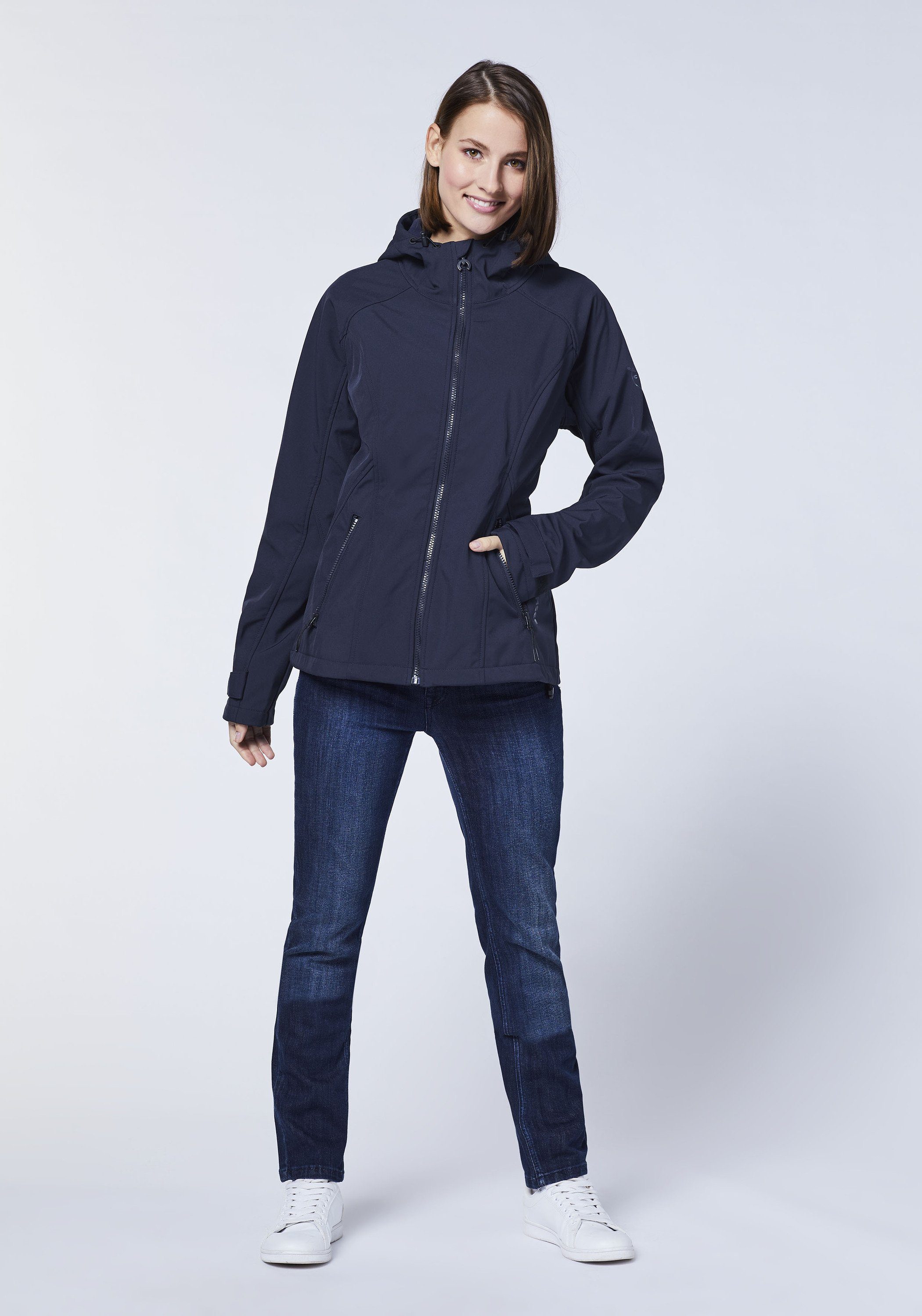 Chiemsee Softshelljacke Softshell-Jacke im funktionalen Design 1
