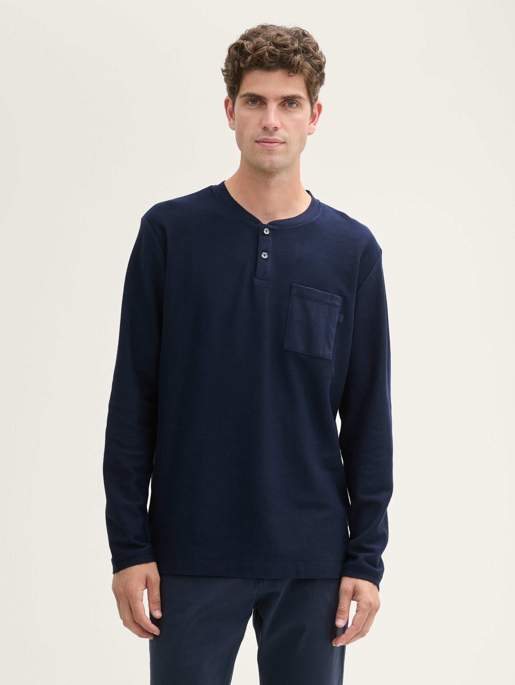 Langarmshirt Henley Langarmshirt mit Brusttasche