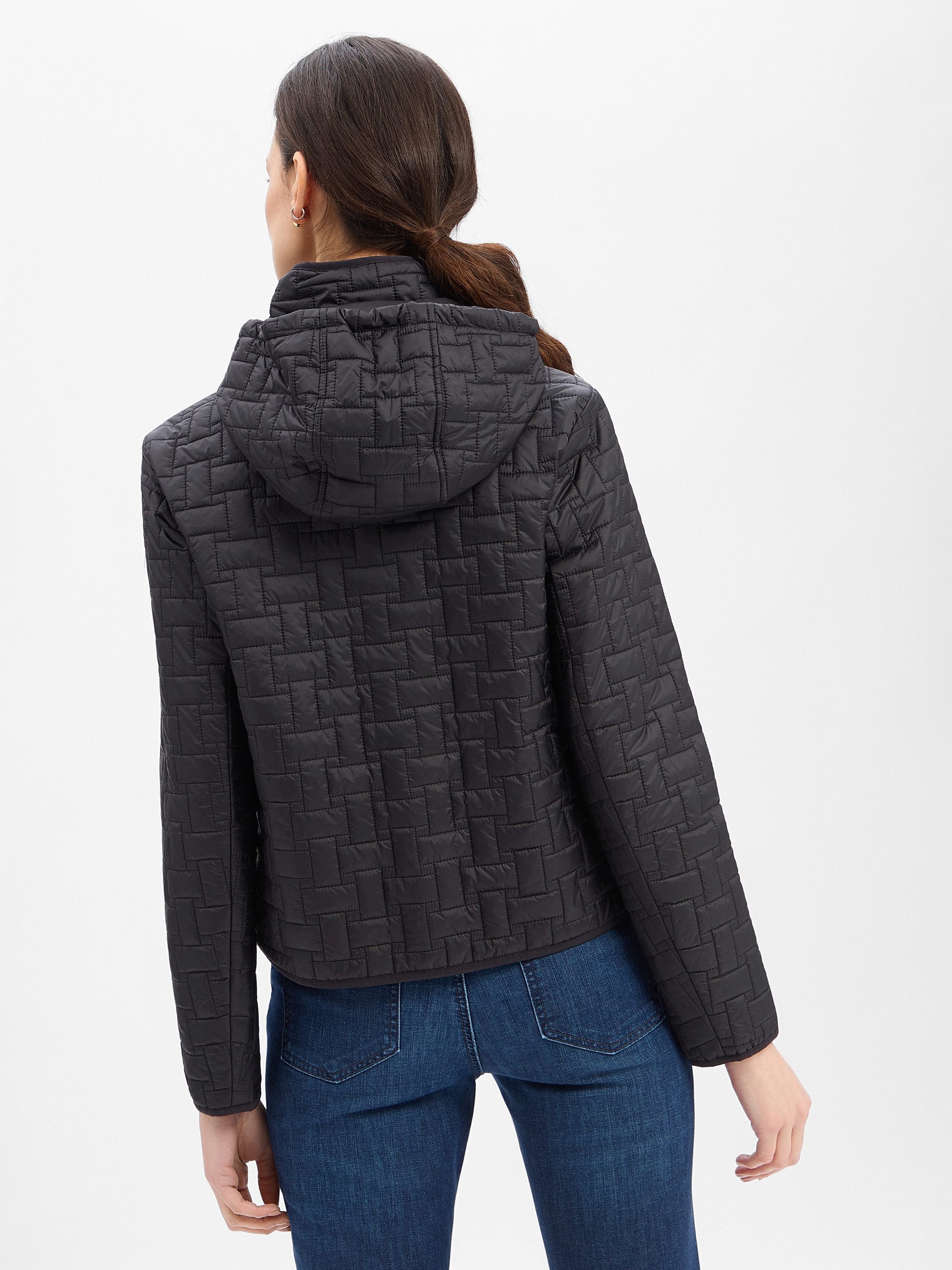 Amber & June Sweatjacke