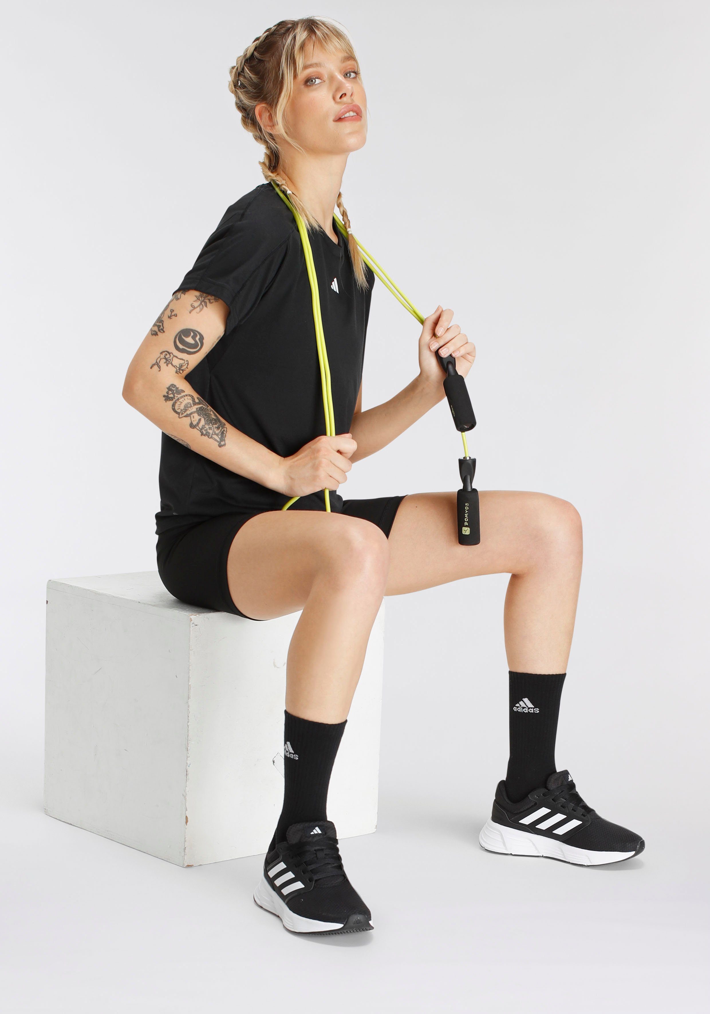 T-Shirt BRANDING AEROREADY TRAIN ESSENTIALS Black MINIMAL adidas Performance