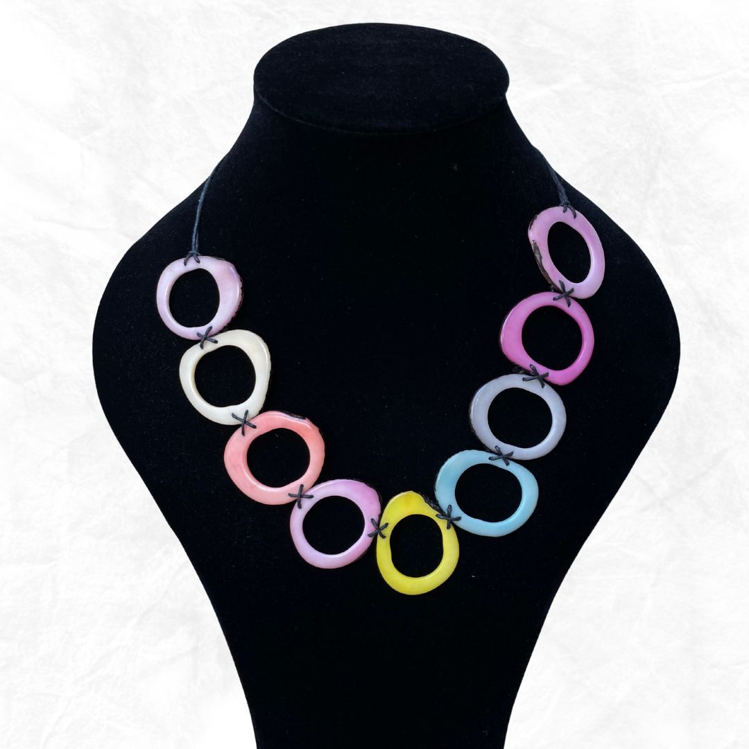 La Tagua Manufactura Statementkette - Halskette Holzkette - handgefertigt