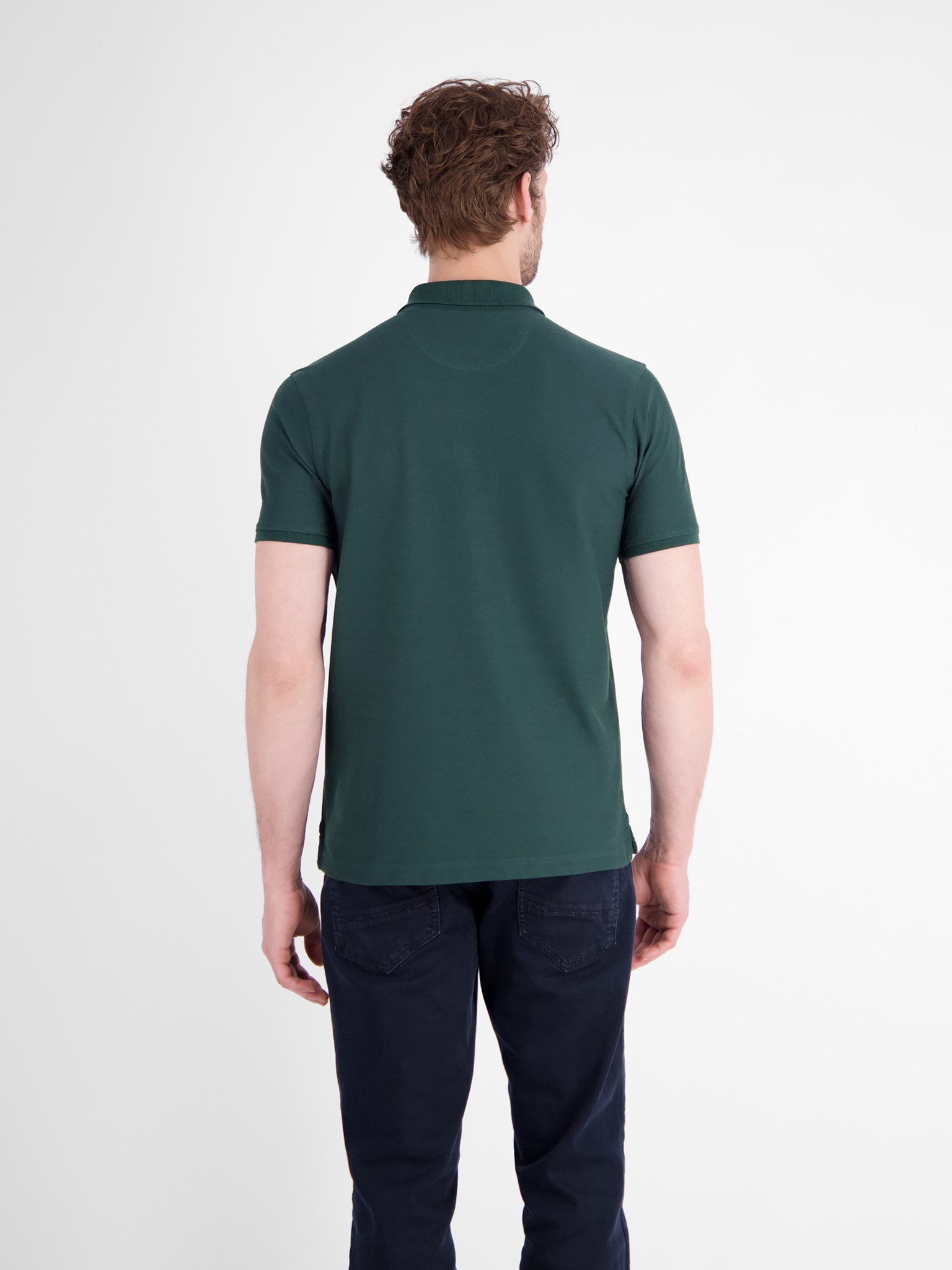 LERROS Poloshirt Sommershirt mit dezenter Stickerei auf der Brust