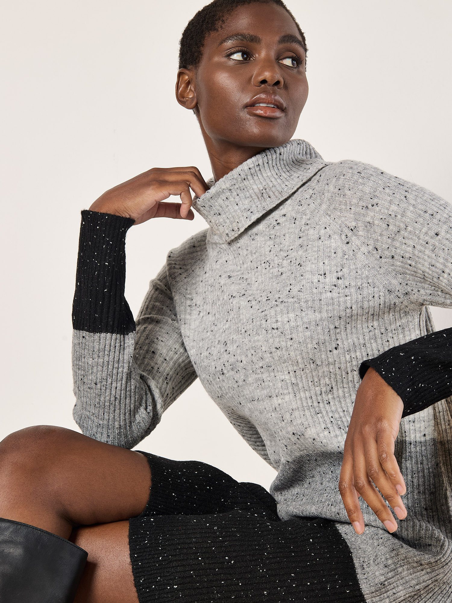 Apricot Strickkleid Farbblock-Minikleid mit Rippmuster günstig online kaufen