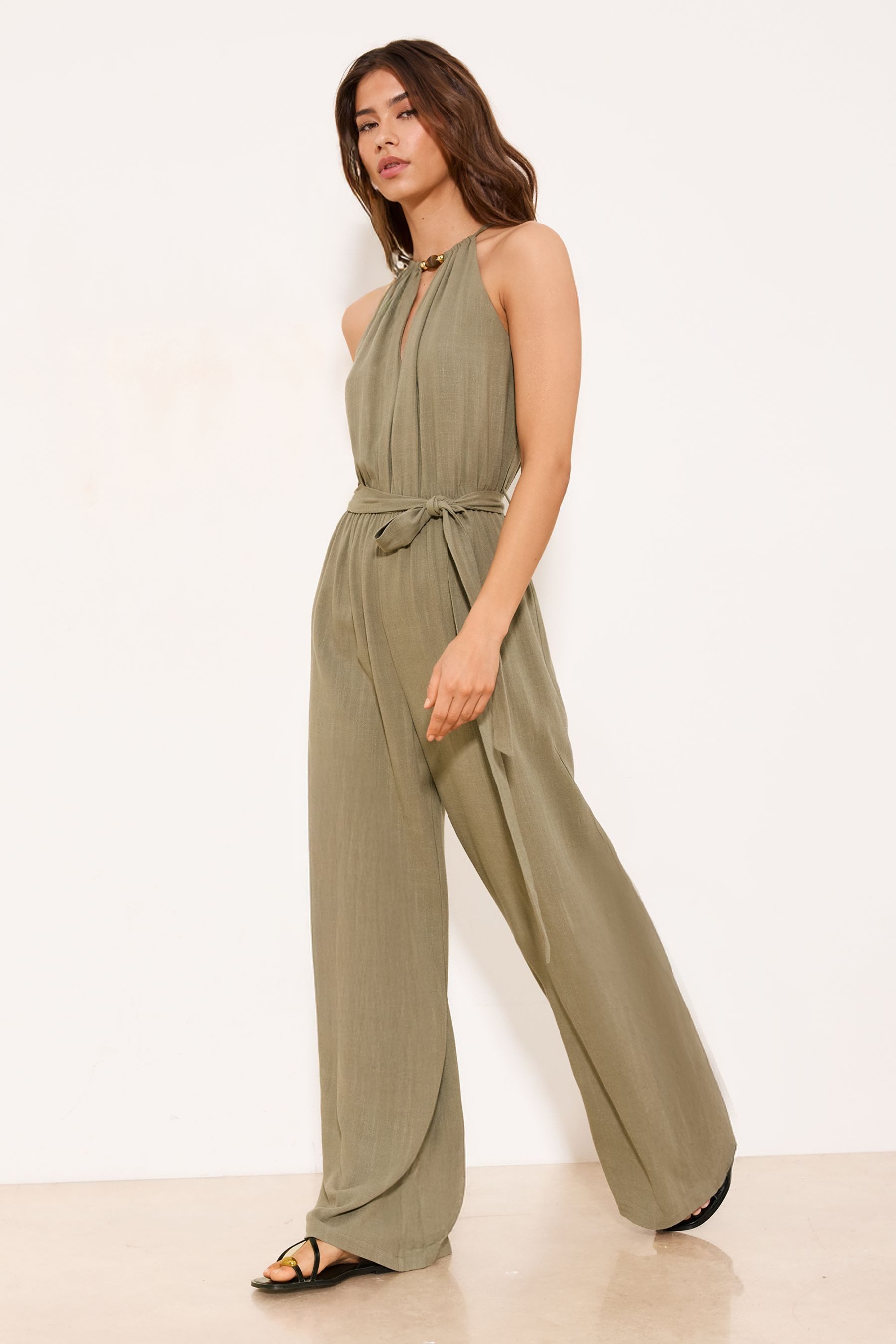 LIPSY Jumpsuit Lipsy Neckholder-Jumpsuit, Regular (1-tlg) – Bild 4 von 4