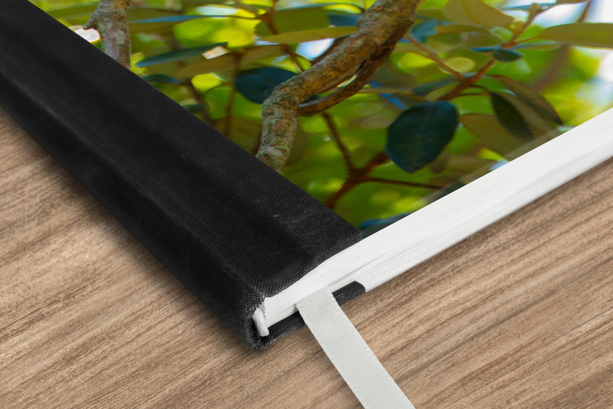 Thumbnail - MuchoWow Notizbuch Panda - Rot - Nahaufnahme, Notebook, Notizblock a5, Tagebuch, Journal Liniert