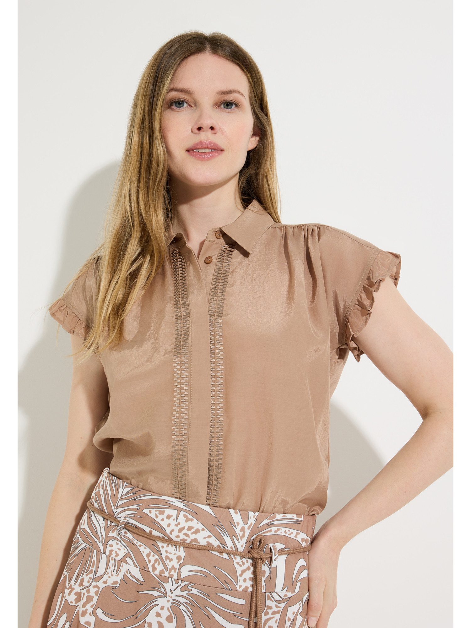 MORE&MORE Kurzarmbluse hauchzarte Bluse, Rüschen & Zierstickerei