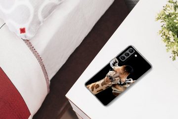 MuchoWow Handyhülle Giraffe - Tiere - Schwarz - Porträt - Tiere, Phone Case, Handyhülle Samsung Galaxy S21, Silikon, Schutzhülle