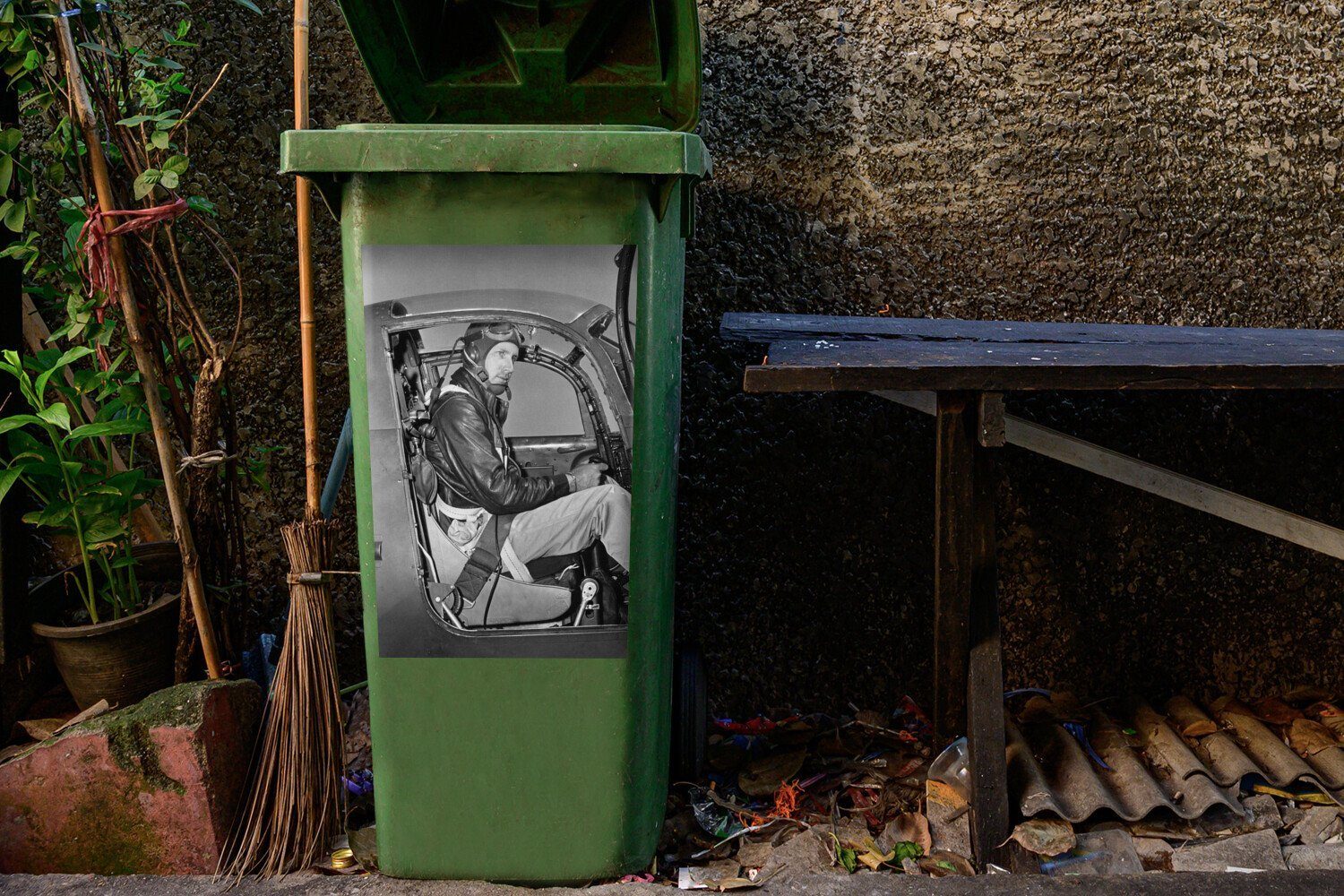 MuchoWow Wandsticker Sticker, und (1 St), Pilot Mülleimer-aufkleber, Cockpit weißer Abfalbehälter im Mülltonne, Container, Schwarzer