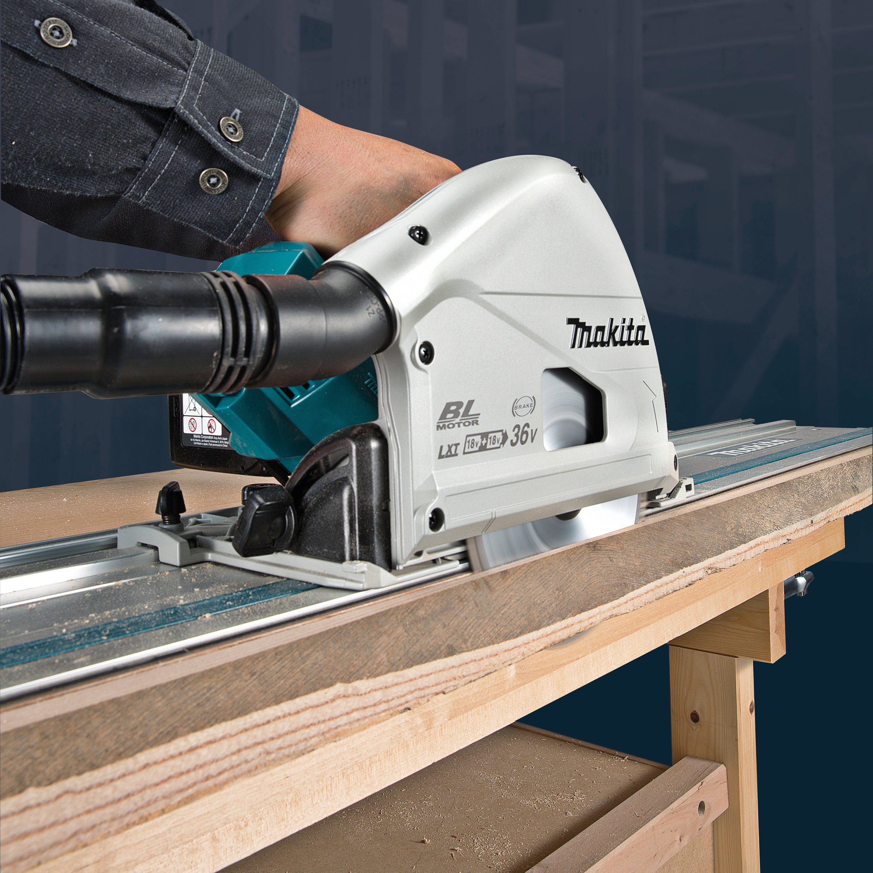 Makita Akku-Tauchsäge DSP600ZJ, 56 mm, 2 günstig online kaufen