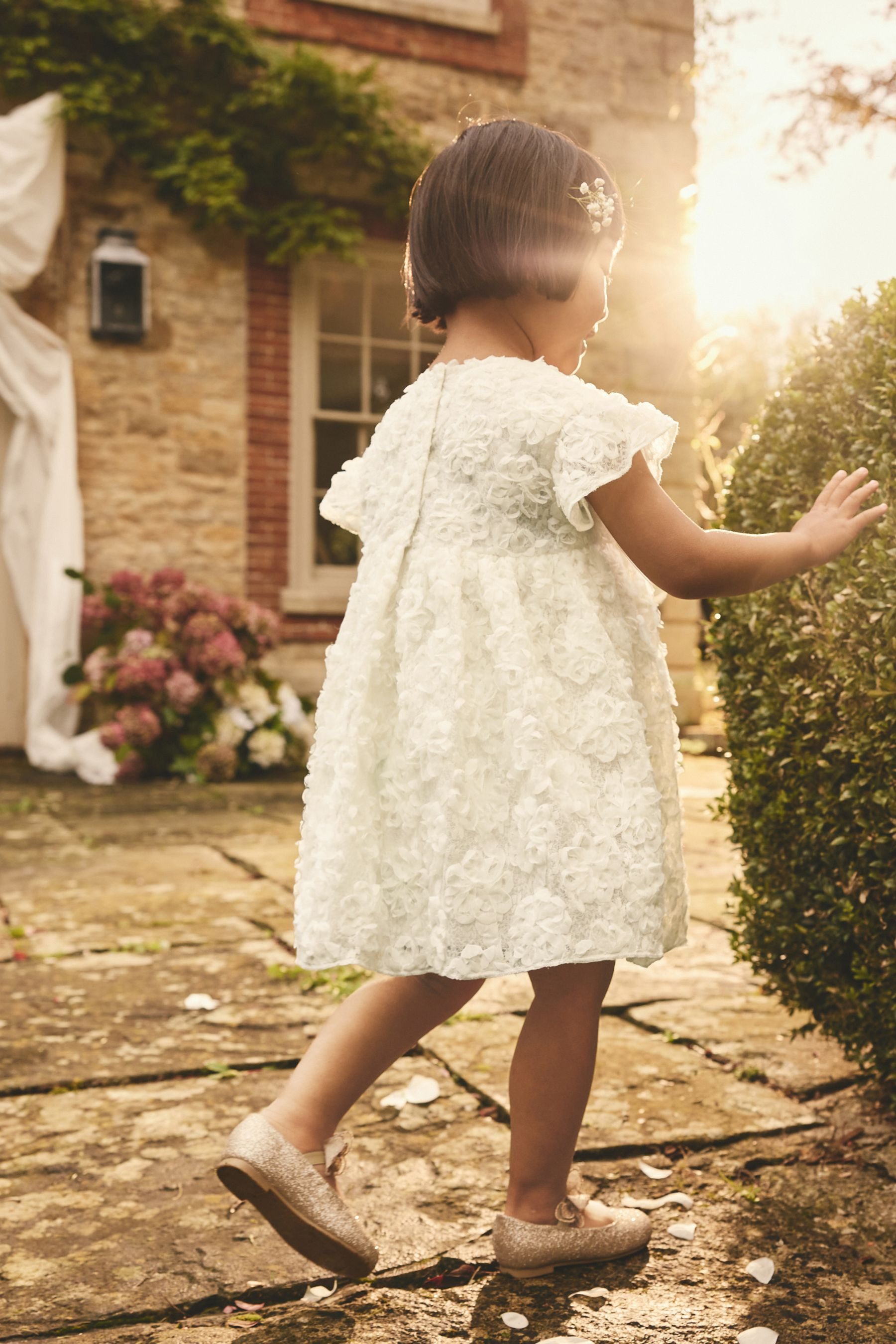 Next Partykleid Festliches Kleid mit plastischem günstig online kaufen