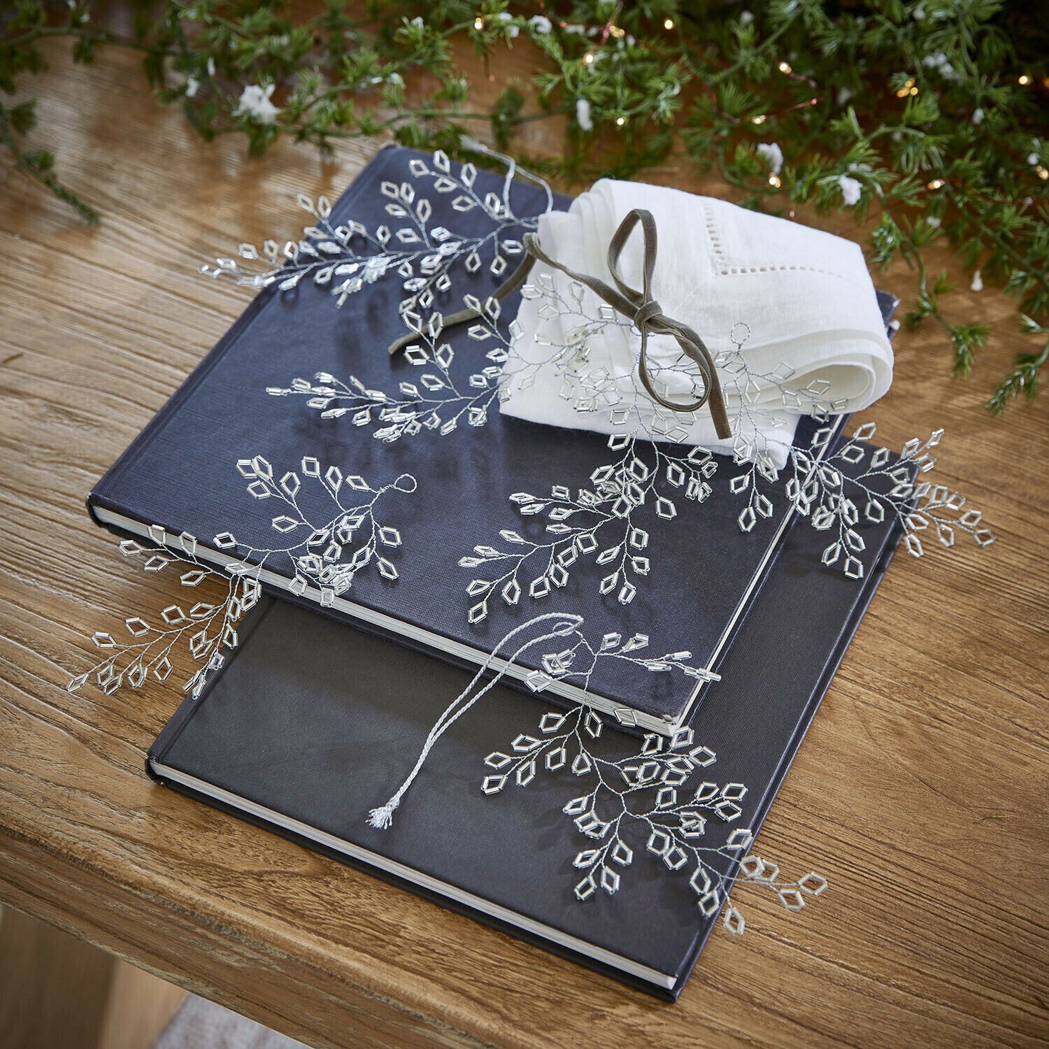 Mirabeau Weihnachtsfigur Ornament 6er Set Alruna silber (6er Set, 6er Set) – Bild 2 von 3