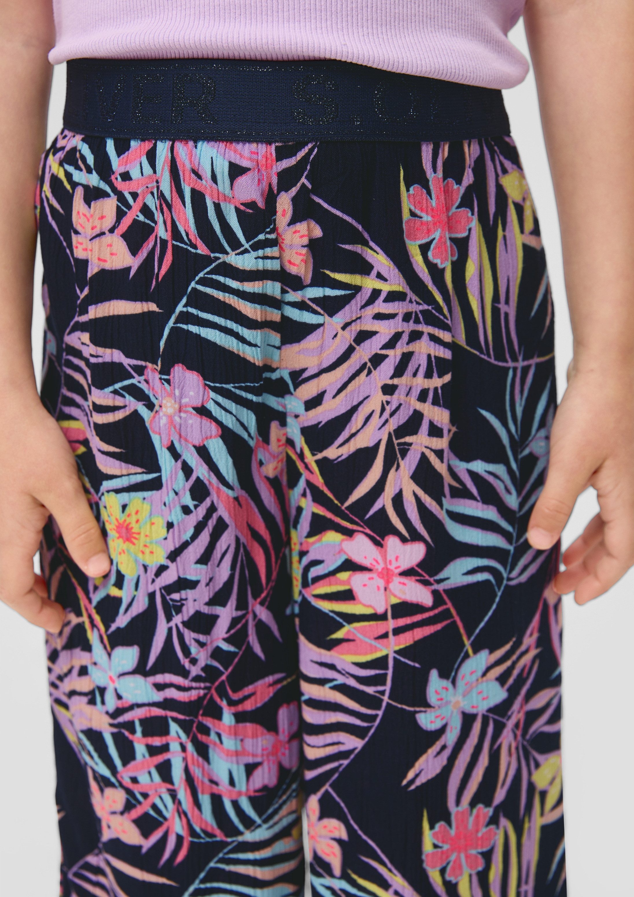 s.Oliver Chinos Hose Wide-Leg-Hose mit All-over-Print