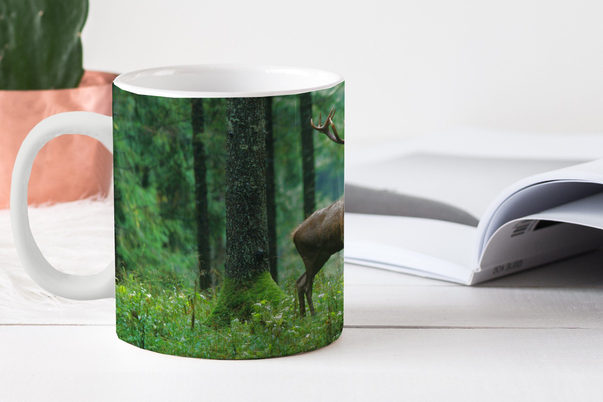 MuchoWow Tasse Hirsche - Wald - Bäume - Tiere - Natur, 1-tlg., Keramik, Kaffeetassen, Teetasse, Becher, Kaffeebecher, Geschenk