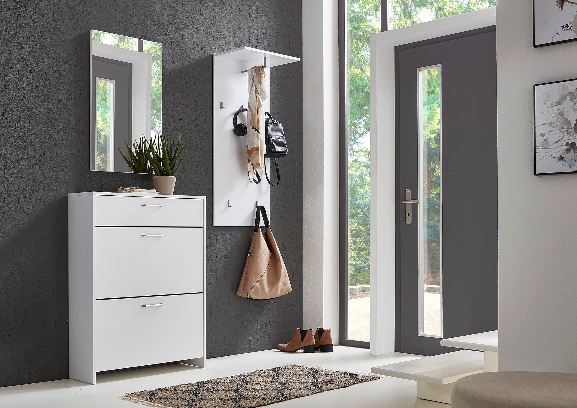 BMG Möbel Garderoben-Set Schuhkipper Palermo, (inkl. Spiegel, Wandpaneel mit hochwertigen Metallhaken), Fronten mit Metallgriffen in Hochglanz Weiß lackiert, Made in Germany