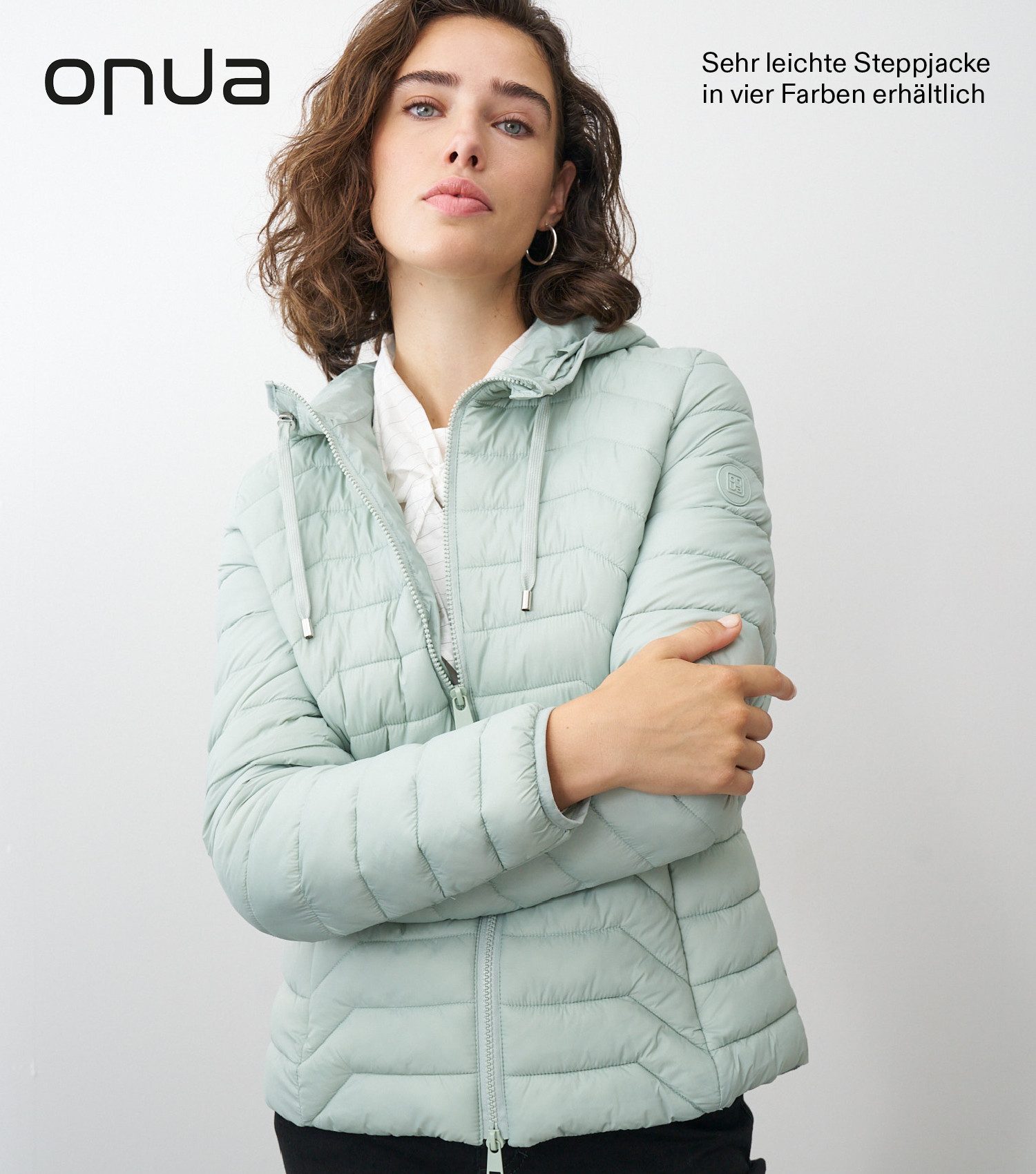 ONUA Steppjacke leichte Übergangsjacke oder Frühlingsjacke für Damen mit Kapuze