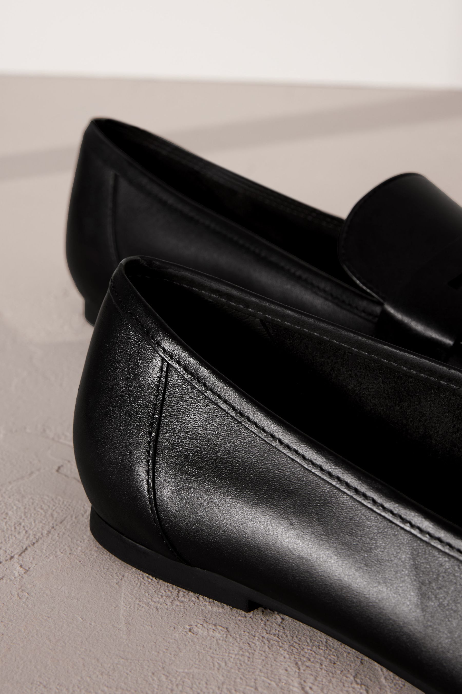 Next Signature Lederslipper mit dünner Sohle Loafer (1-tlg)