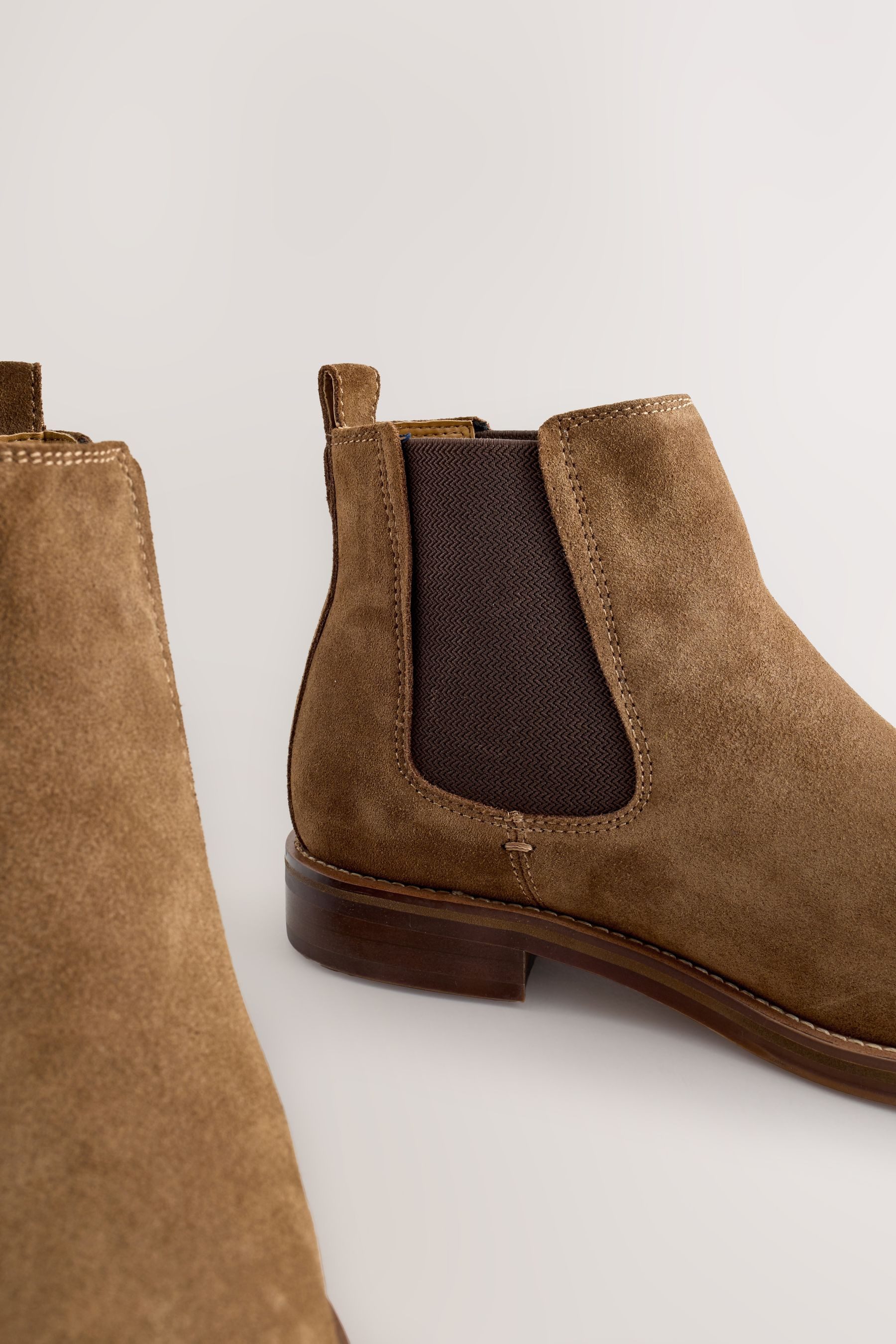 Next Stiefelette aus Veloursleder Chelseaboots (1-tlg)