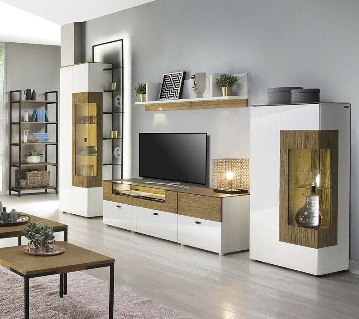 Wohnwand Moderne Wohnwand im Barock-Stil mit Vitrinen und RTV-Schrank