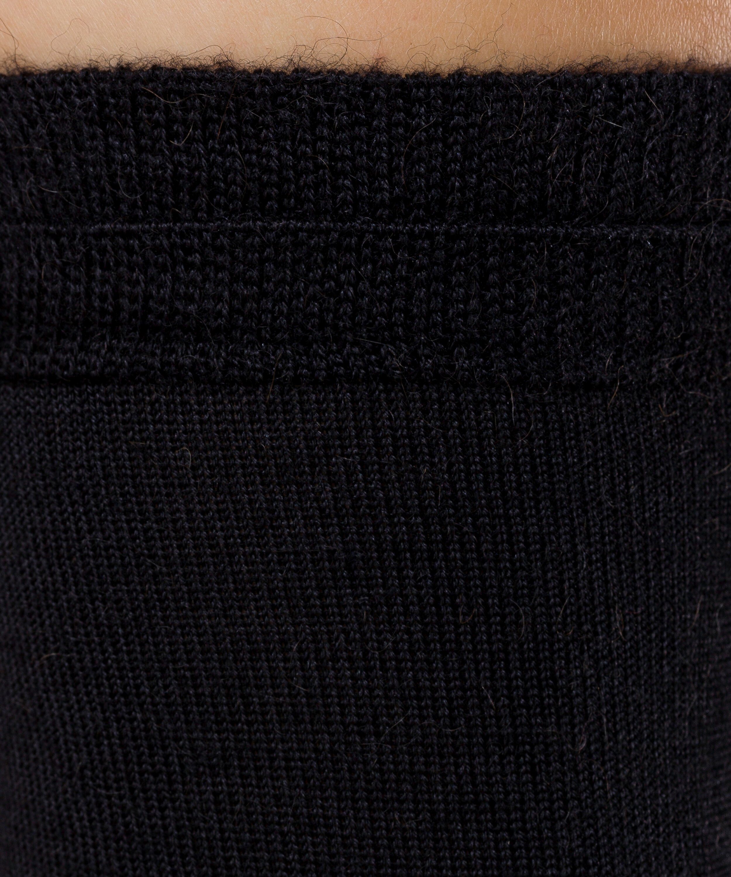 FALKE Socken No. 4 Finest Camel & Silk Socken mit Seidenanteil (1-Paar) mit Seidenanteil