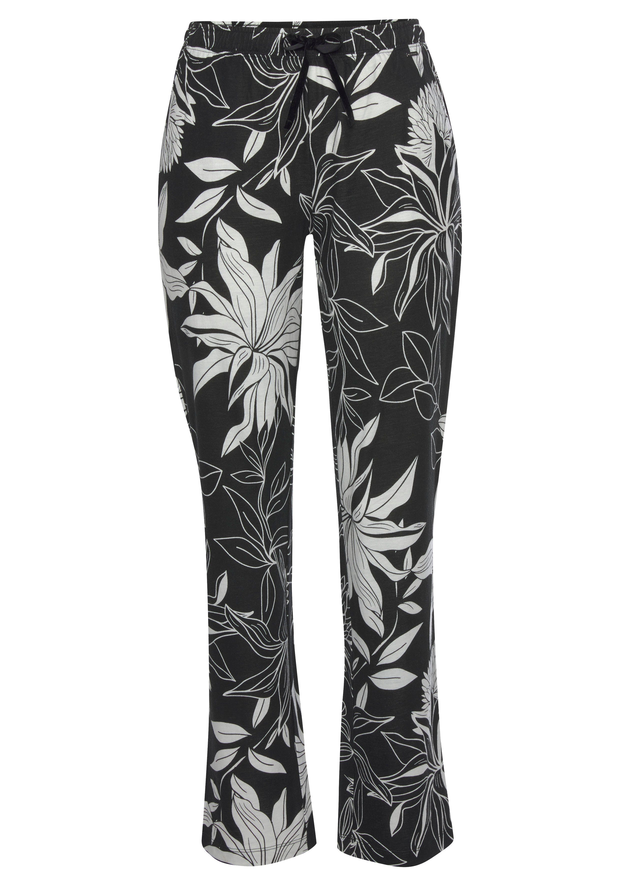 LASCANA Pyjamahose mit floralem Druck – Bild 2 von 5