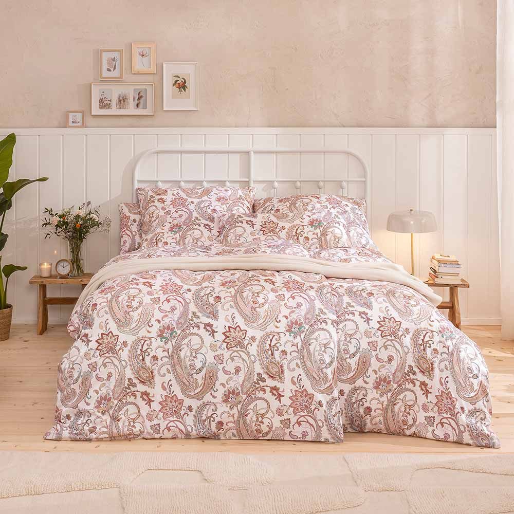 Bettwäsche Estella Schweizer Premium Satin Bettwäsche 155x220 Soley Paisley beige