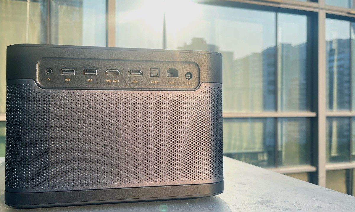 Dangbei Mars Pro 4K Laster Projector 3200LM Beamer