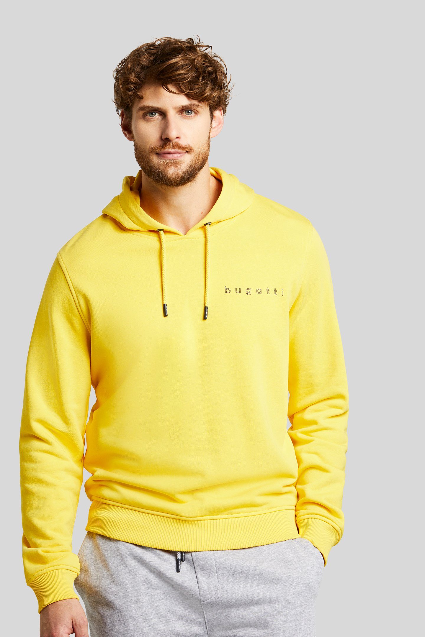 bugatti Hoodie aus Organic Cotton, Mit auffälligem bugatti Logo Print auf  der Brust