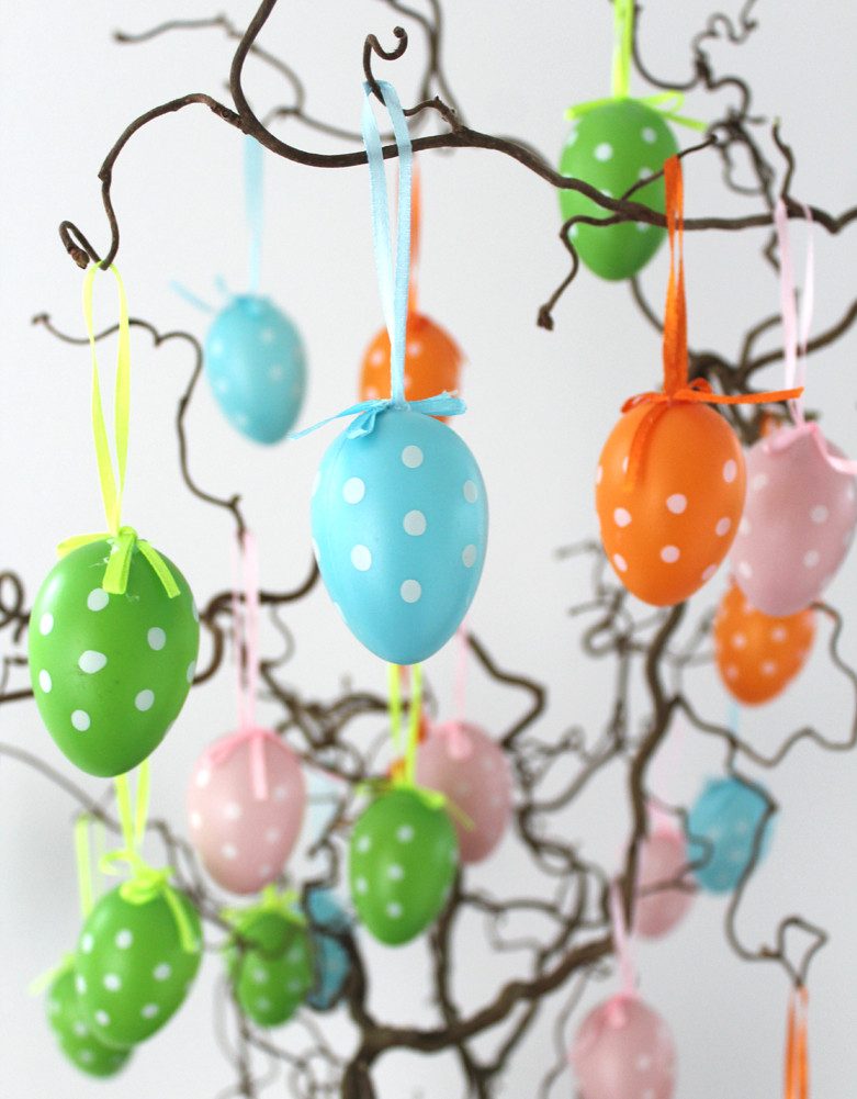 LB H&F Lilienburg Hängedekoration 24er SET Osterdeko Ostereier Osterschmuck Gartendeko Ostern aussen (Kunststoff Plastik wetterfest Frühling Frühlingsdeko Deko Dekoration Osterstrauß IK, 2023 kaufen), draussen Hängedeko Osterhänger Anhänger bunt Muster Blumen