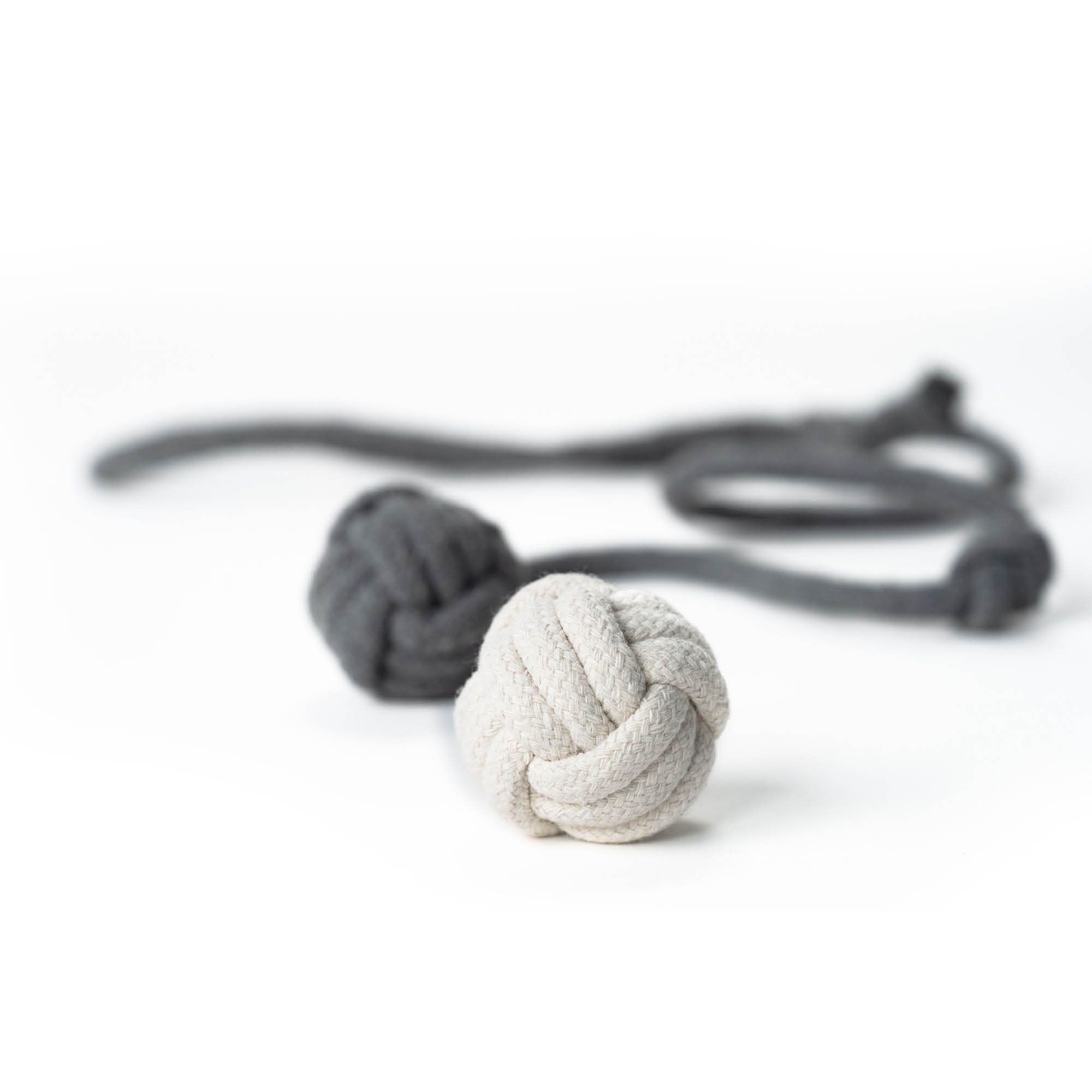 LucyBalu Tier-Intelligenzspielzeug KNOT BALLS Wurfspielzeug für Katzen, Kat günstig online kaufen