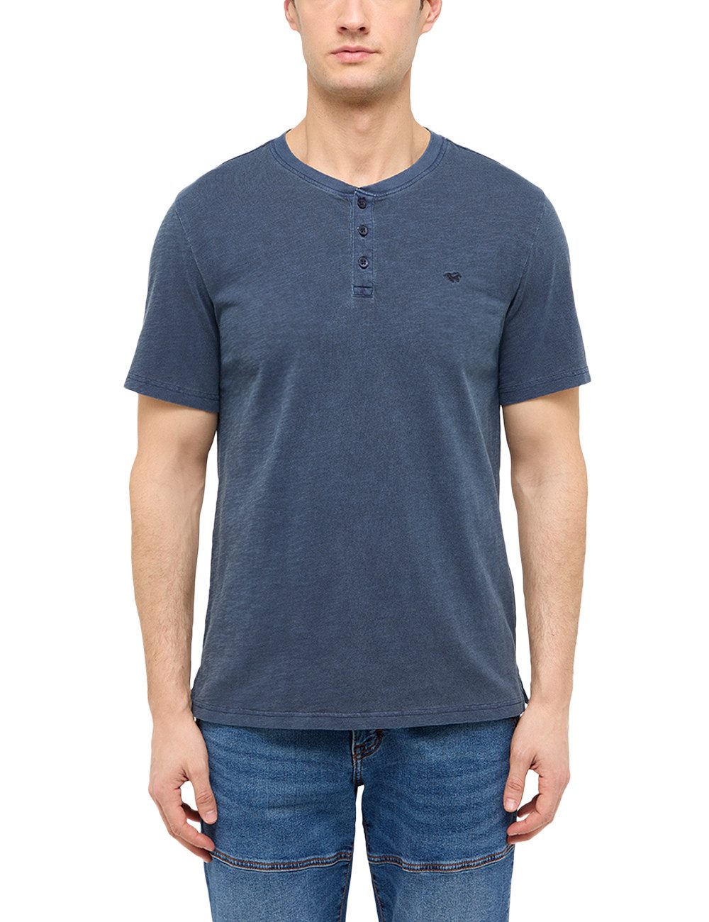 MUSTANG Henleyshirt Acton Henley Sommershirt mit kurzer Knopfleiste