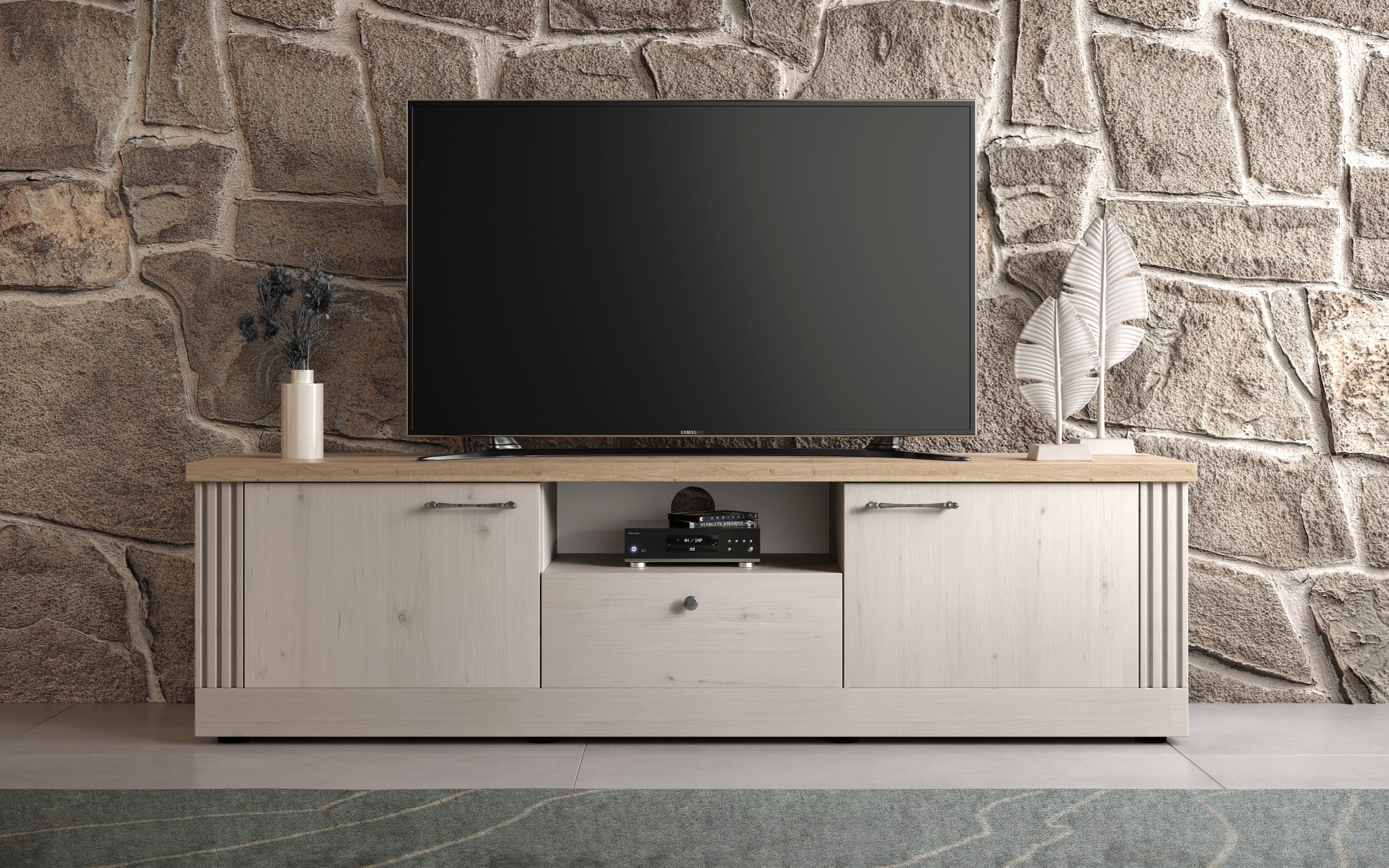 OTTO home Lowboard Country Breite 211 cm, TV-Board 2 Türen u. 1 Schubkasten, TV-Schrank, im Landhausstil, viel Strauraum, mit Metallgriffe, MDF Rahmen – Bild 4 von 5