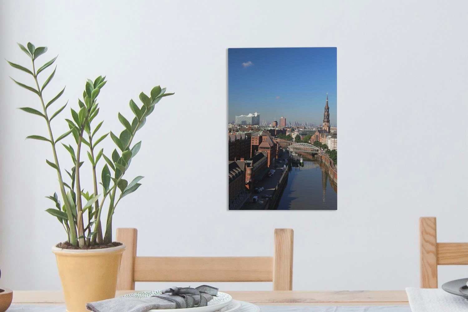 OneMillionCanvasses® Leinwandbild Ansichten Hamburg von 20x30 cm der (1 bespannt fertig inkl. und Leinwandbild St), Gemälde, Elbphilharmonie, Zackenaufhänger