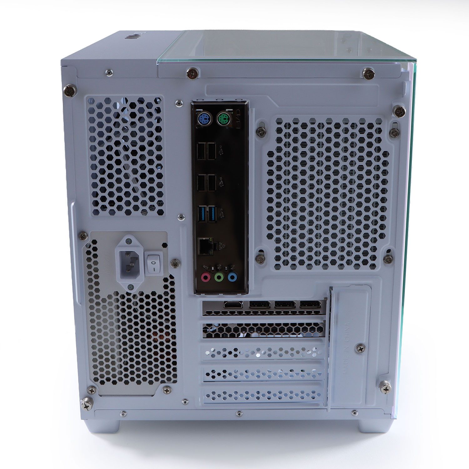 Chronicle GAMING PC TRIORAMA RTX 3050 16GB 240GB Wasserkühlung Weiß PC (Intel INTEL XEON E5, NVIDIA RTX 3050 6 GB, 16 GB GB RAM, 240 GB SSD, Wasserkühlung) – Bild 5 von 5