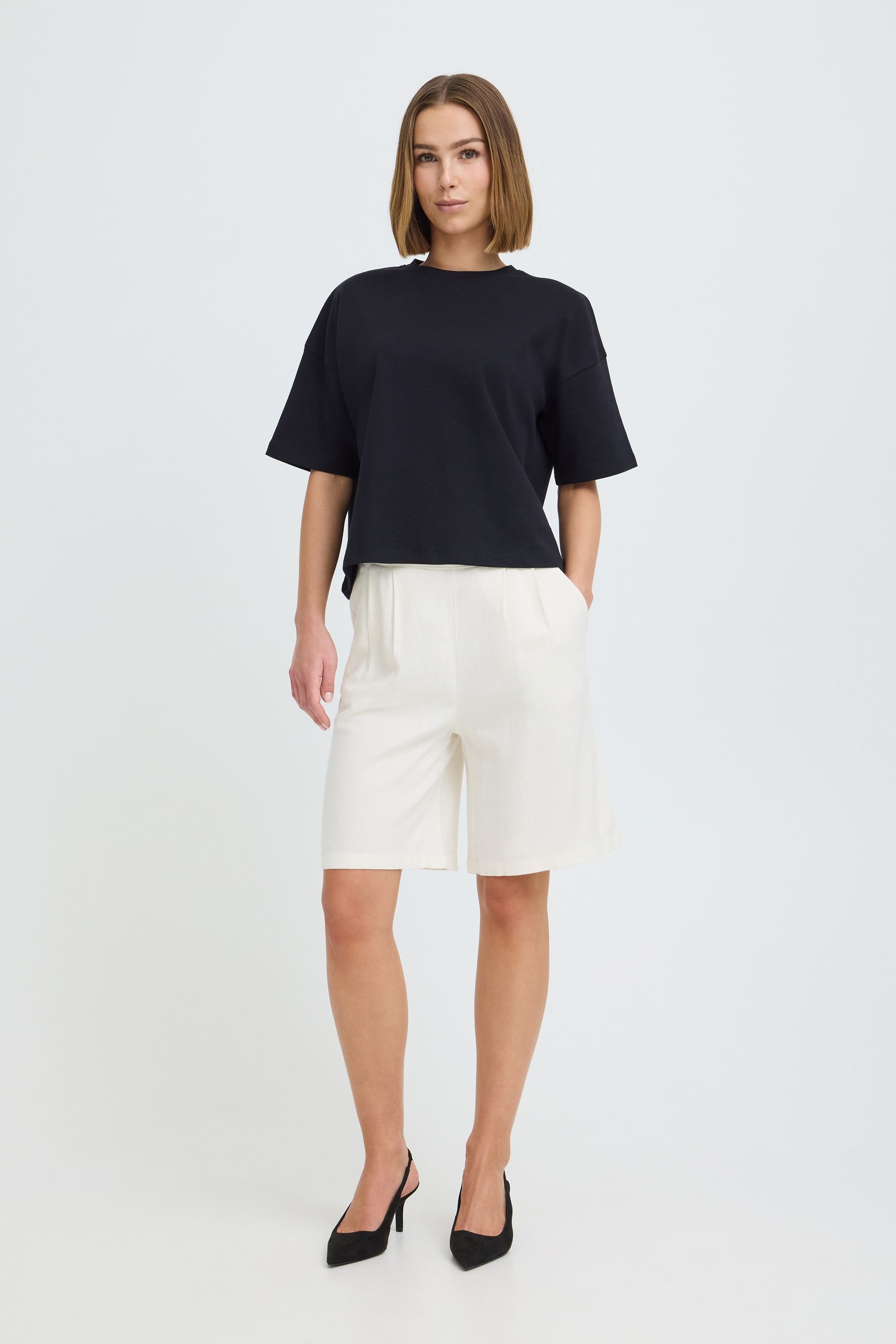 OXMO Leinenhose OXNInna Leinen-Mix-Shorts mit Bundfalten - Loose Fit – Bild 3 von 5