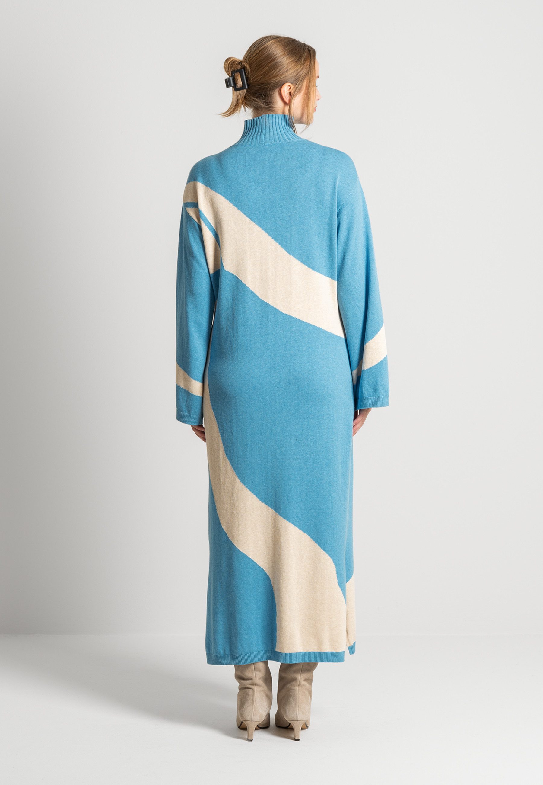 trueStory Strickkleid EELA GOTS zertifiziert – Bild 3 von 5