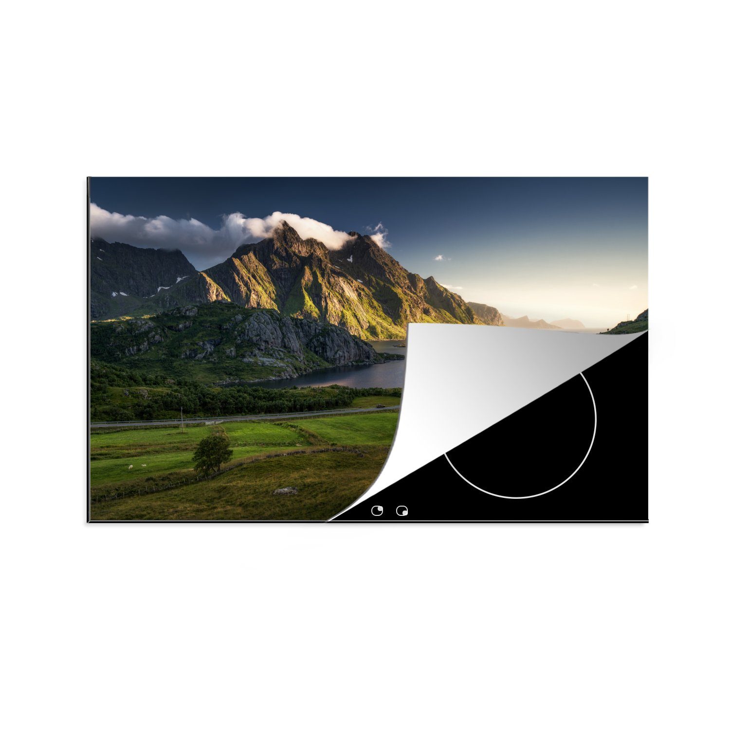MuchoWow Herdblende-/Abdeckplatte Wolken über der Landschaft der Lofoten, Vinyl, (1 tlg), 81x52 cm, Induktionskochfeld Schutz für die küche, Ceranfeldabdeckung