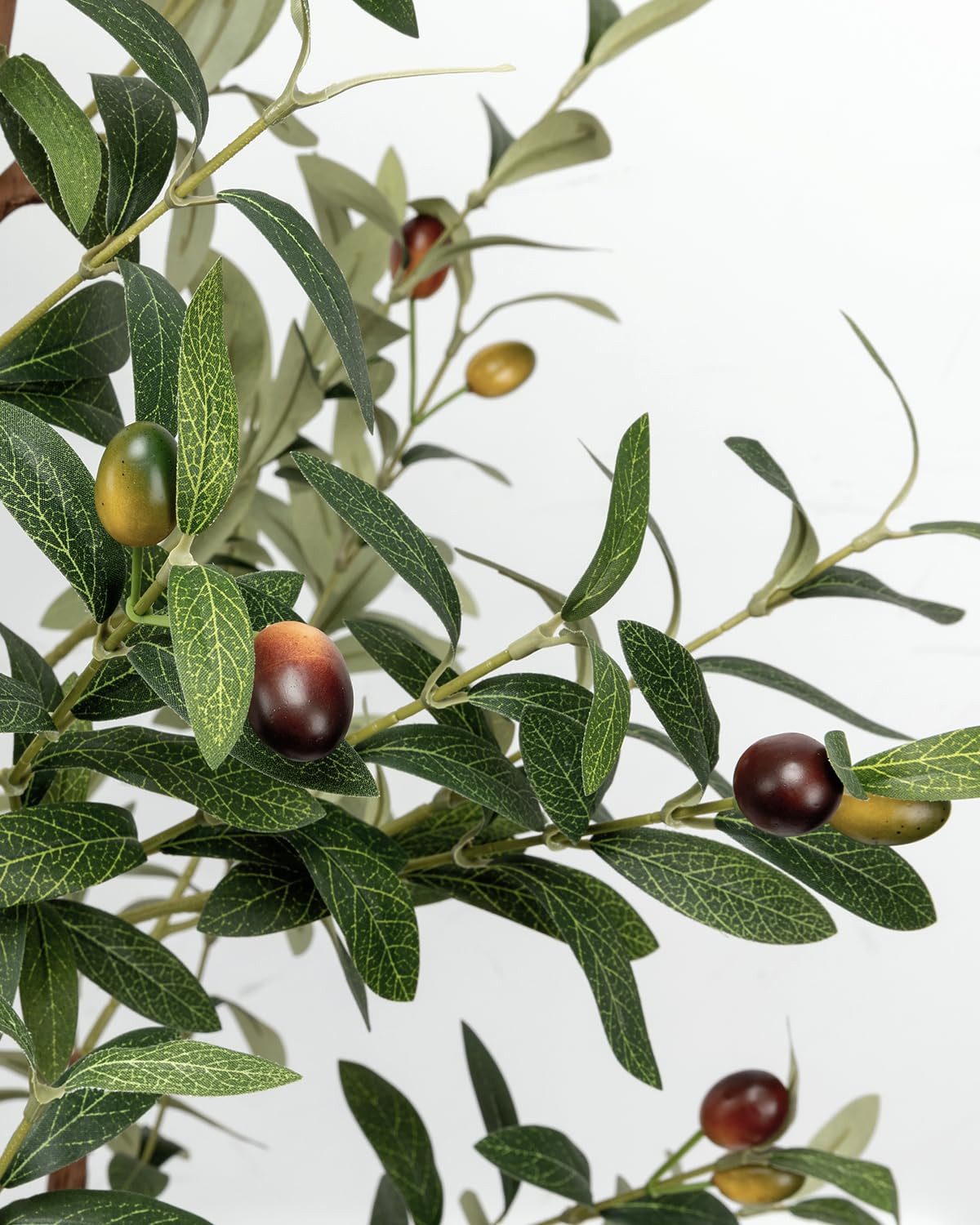 Kunstbaum 180 cm Olivenbaum Künstlich im Topf mit Korb – Kunstpflanze Olivenbaum, SURFOU, Höhe 180 cm, Formbare Zweige mit Metalldraht, dekorative Früchte, pfle – Bild 5 von 5