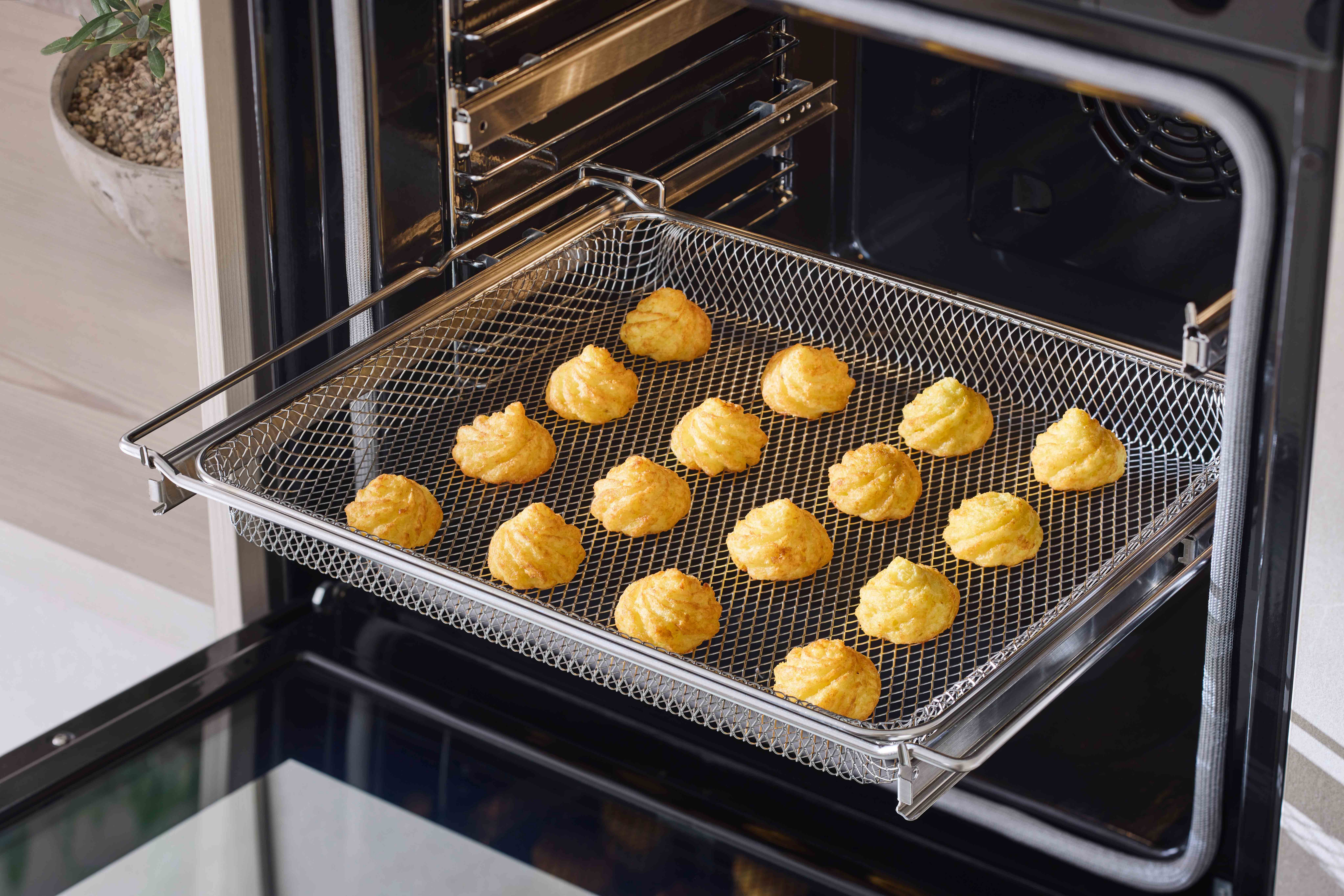 RESPEKTA Backofen-Set Adrian, mit 2-fach-Teleskopauszug, Pyrolyse-Selbstreinigung, EEK: A+; 71 Liter; Pyrolyse-Reinigung; Airfry Funktion