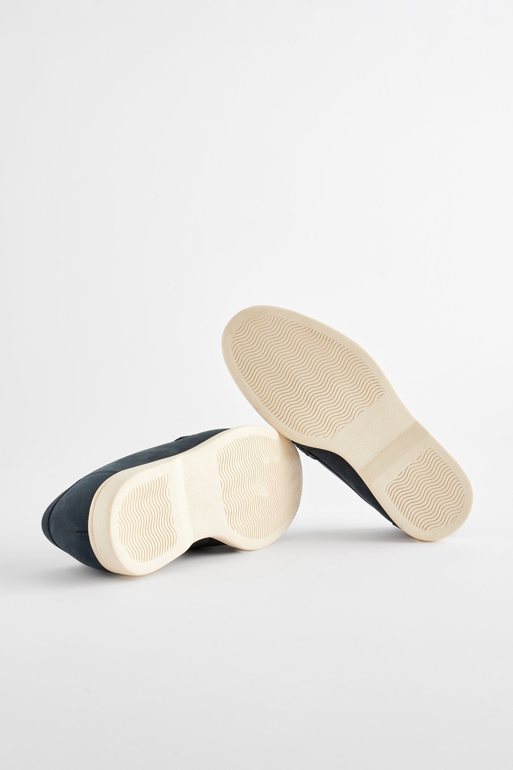 Next Pennyloafer mit Kontrastsohle Loafer (1-tlg)