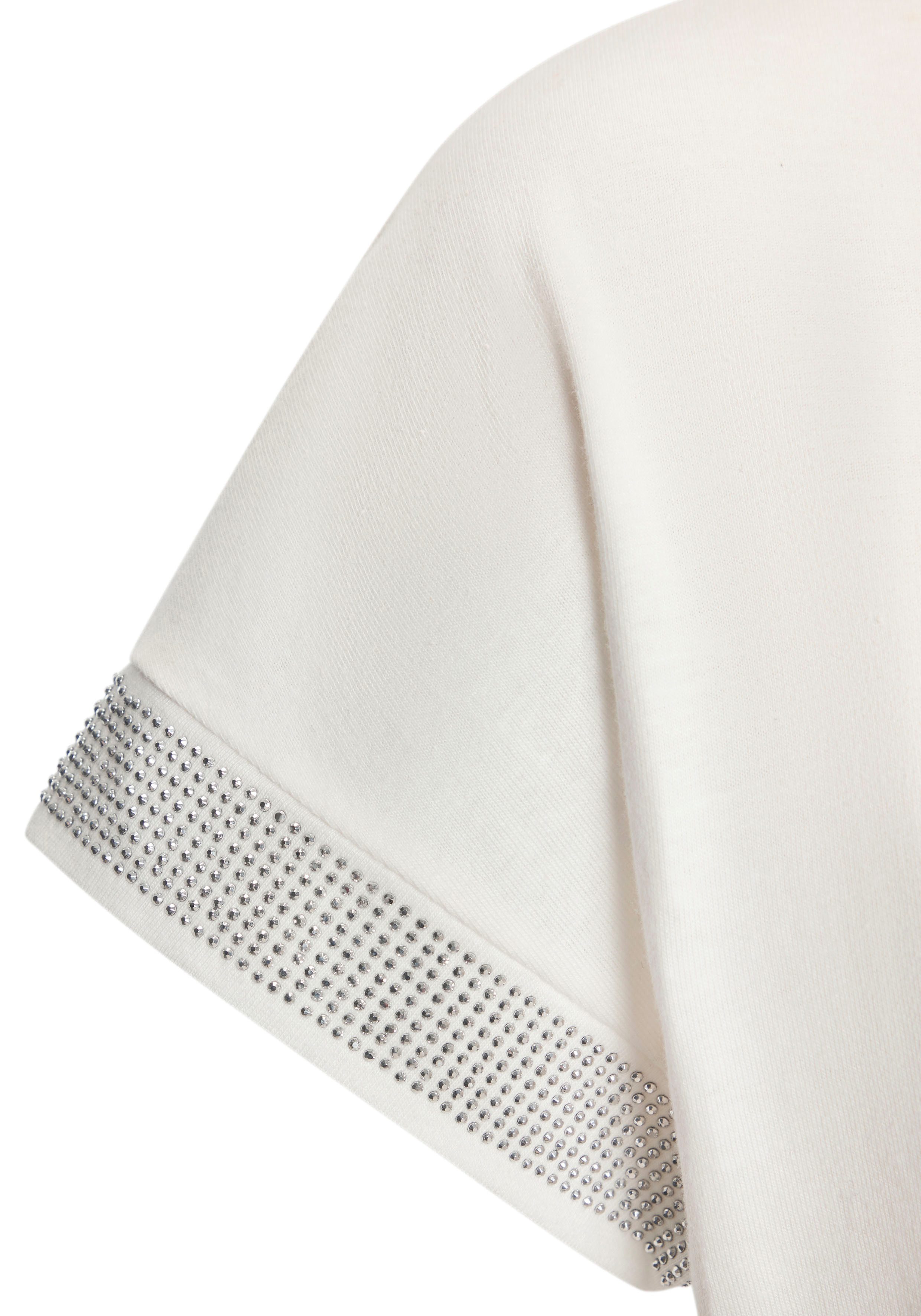 LASCANA Kurzarmshirt mit glitzernem Strass-Design am Arm aus Baumwoll-Qualität – Bild 4 von 5