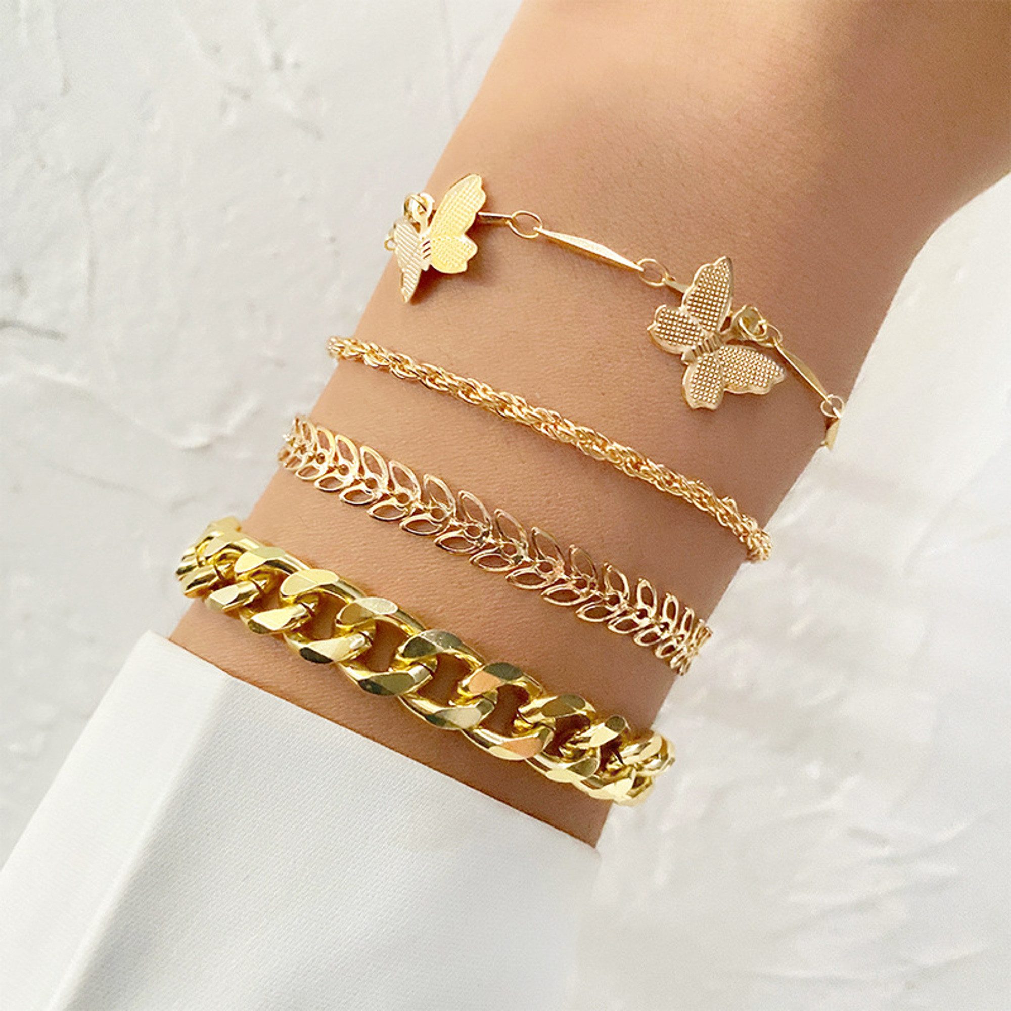 KARMA Armband Set Damen Gold modern 4tlg. Damenarmband (Set, 4-tlg., Frauen Accessoire Panzerketten-Armband), Set mehrteilig verstellbar modern Geschenkidee